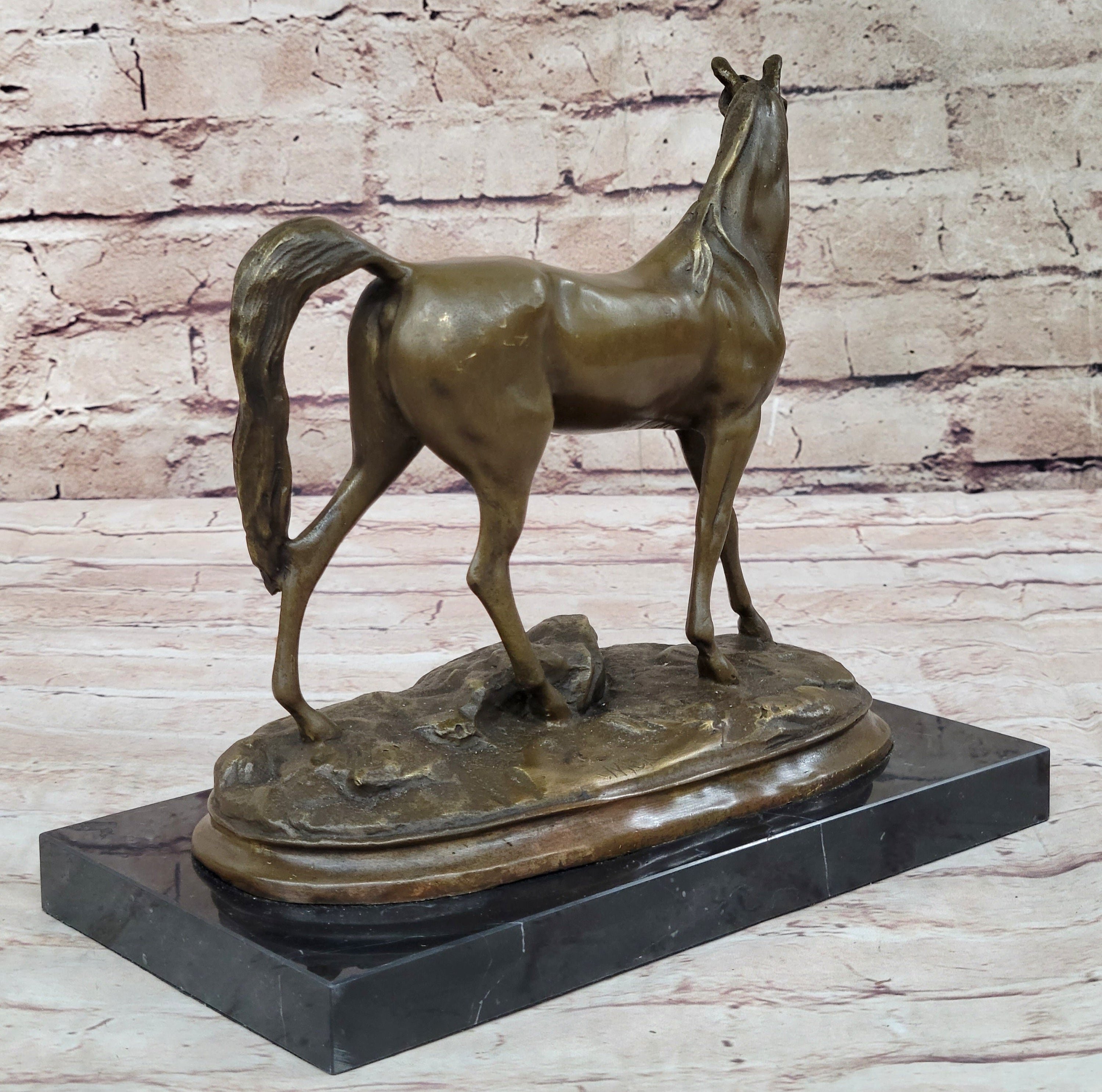 Bronze Horse Sculpture – Elegant Standing Equestrian Art Statue