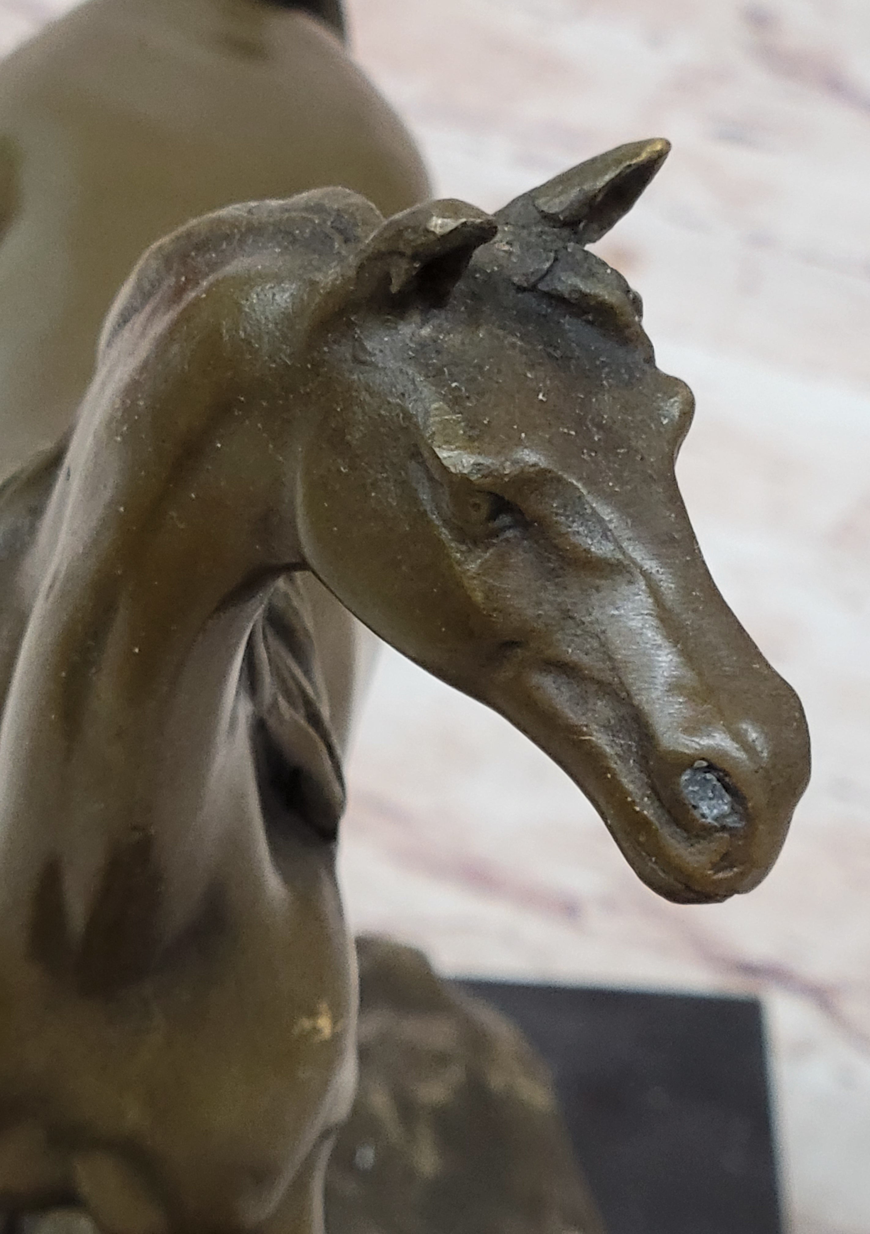 Bronze Horse Sculpture – Elegant Standing Equestrian Art Statue
