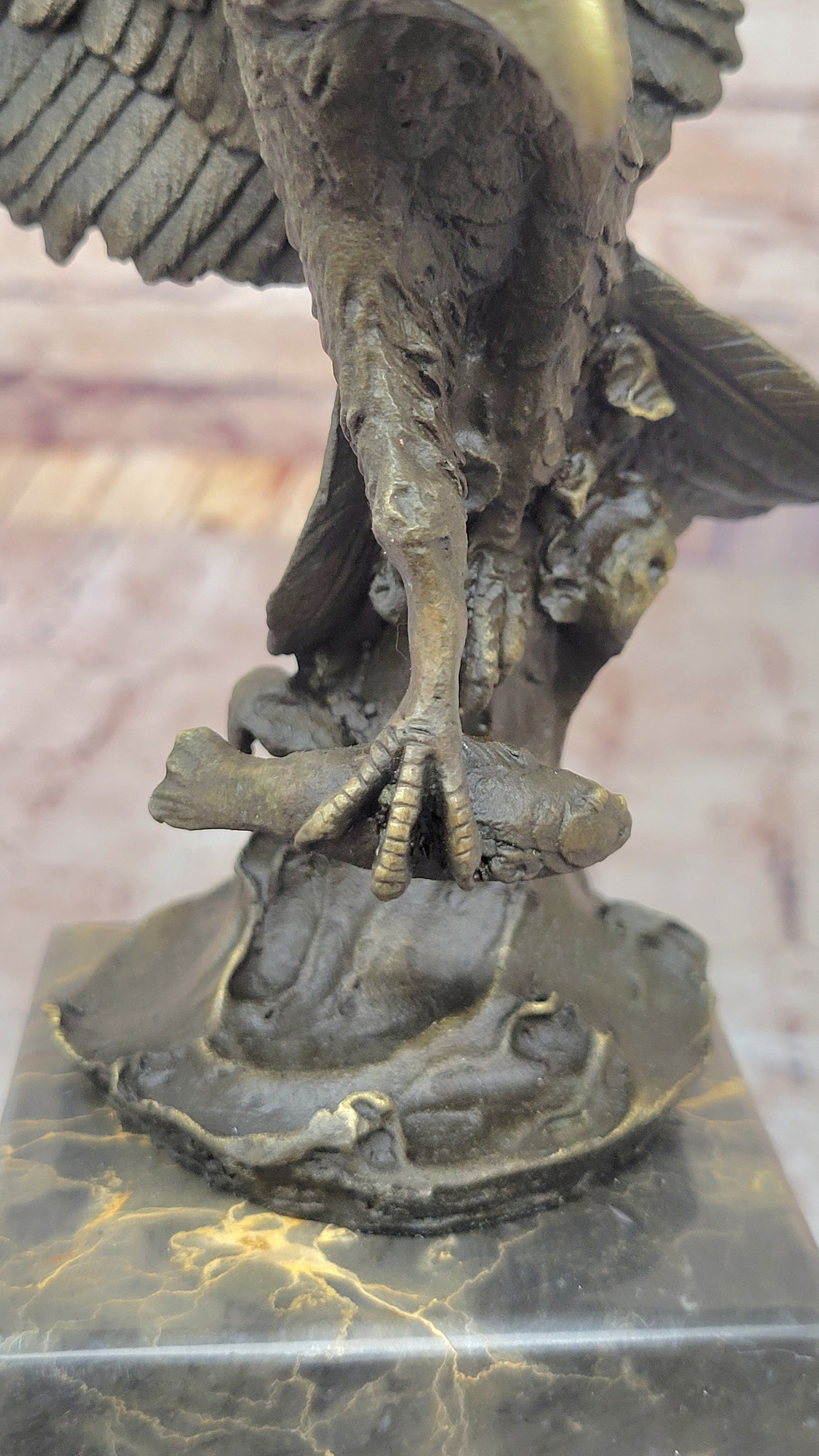 Swooping Eagle Catching Fish Hot Cast Wildlife Bronze Sculpture Statue Figurine