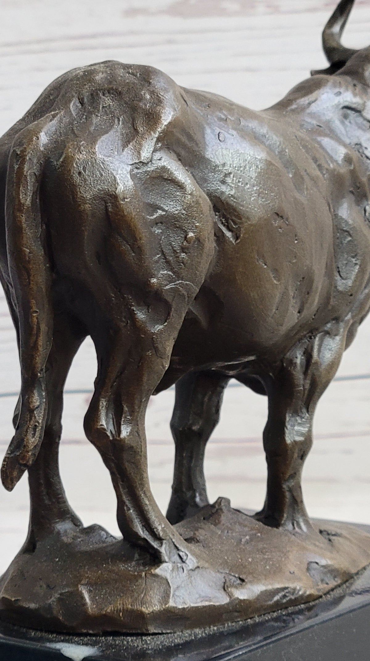 Hot Cast Bronze Metal Bull Cattle Cow Sculpture Statue Figure on Marble Base