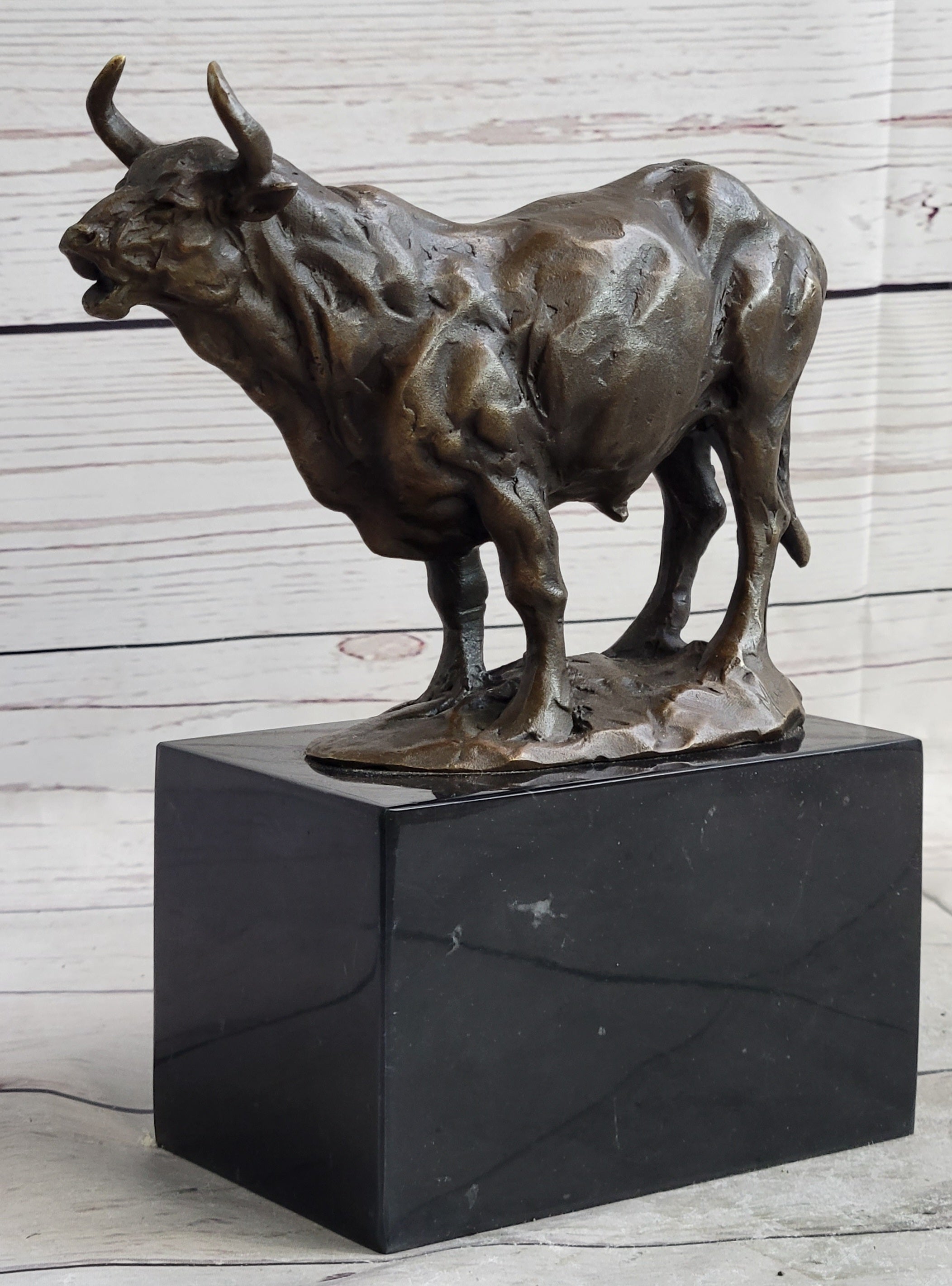 Hot Cast Bronze Metal Bull Cattle Cow Sculpture Statue Figure on Marble Base