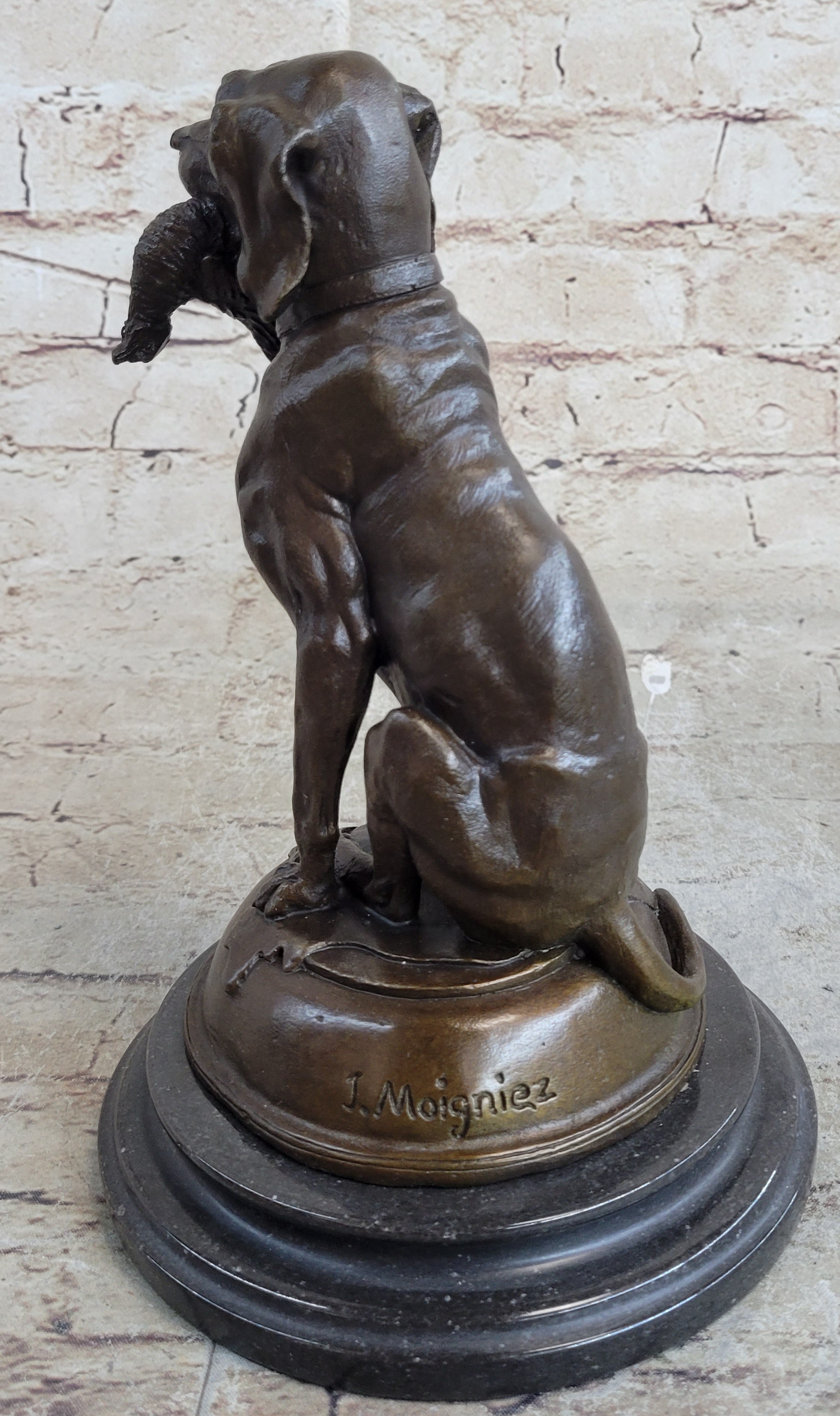 Moigniez Labrador Hunting Dog Duck Bronze Figurine Art Deco Animal Figure Decor