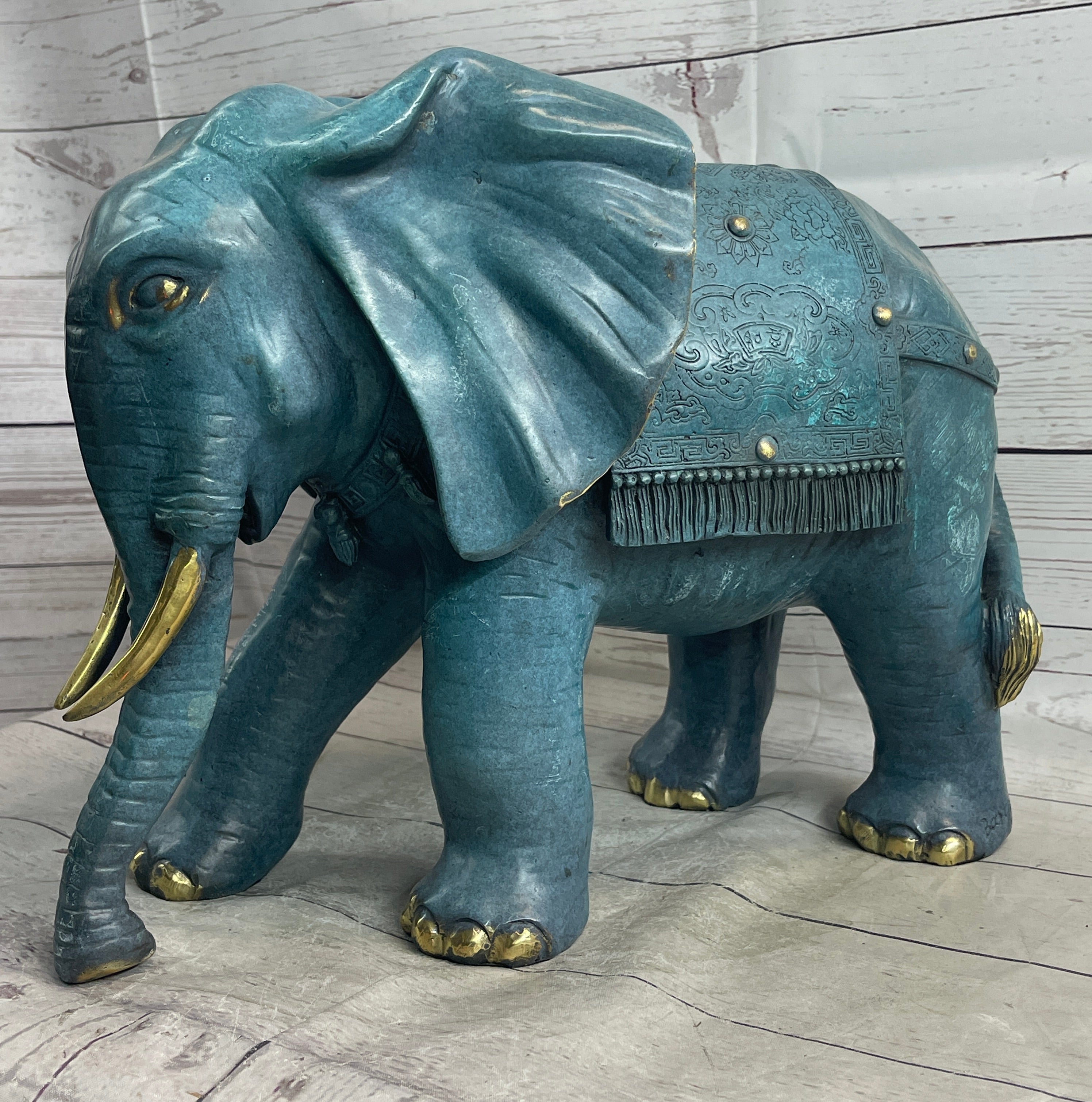 Extra Large Heavy Wildlife Elephant by French Artist Barye Green Patina Bronze Statue