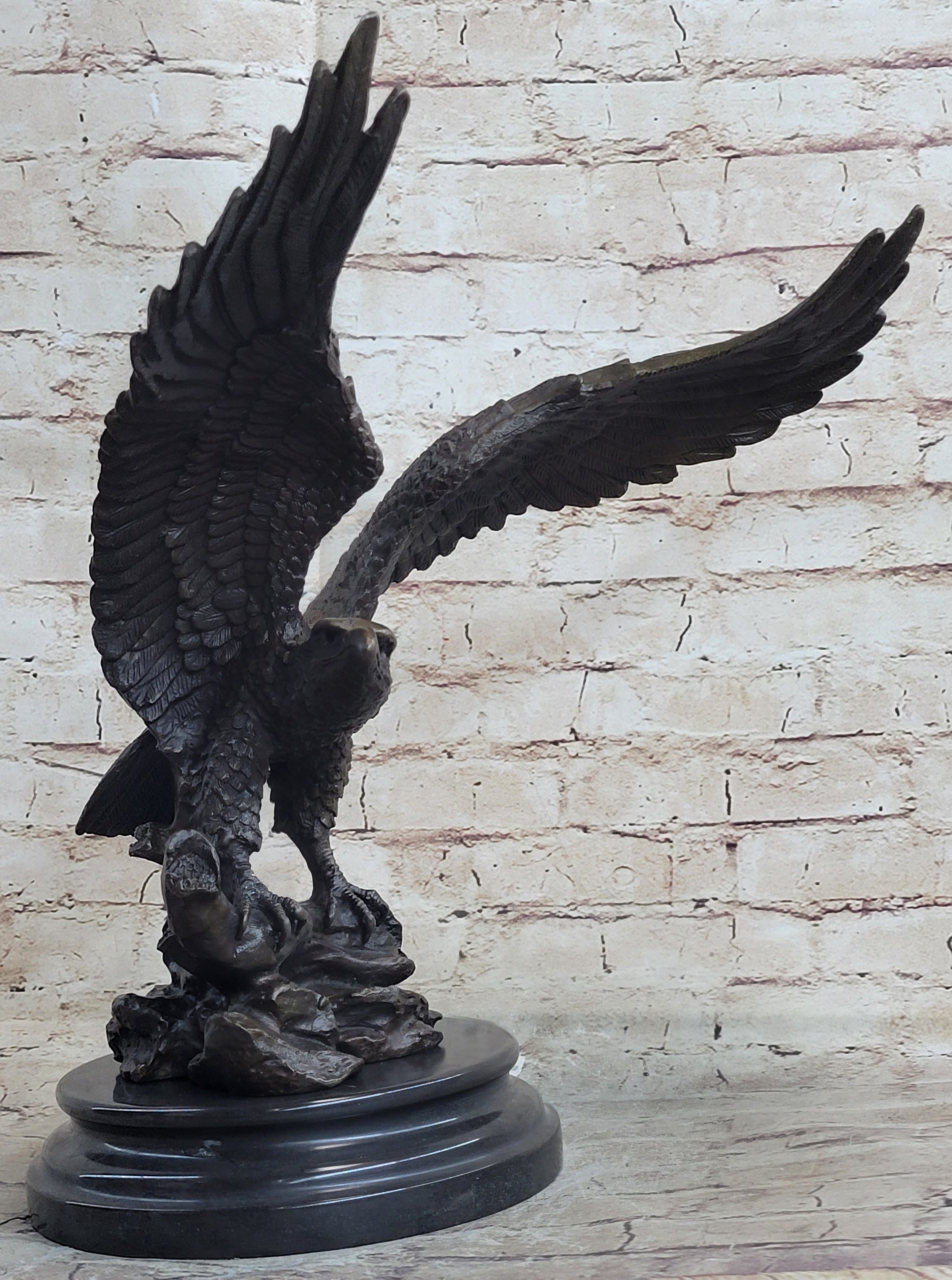 Life Size Hawk American Bald Eagle Bronze Statue Art Deco Figure Wild Figurine