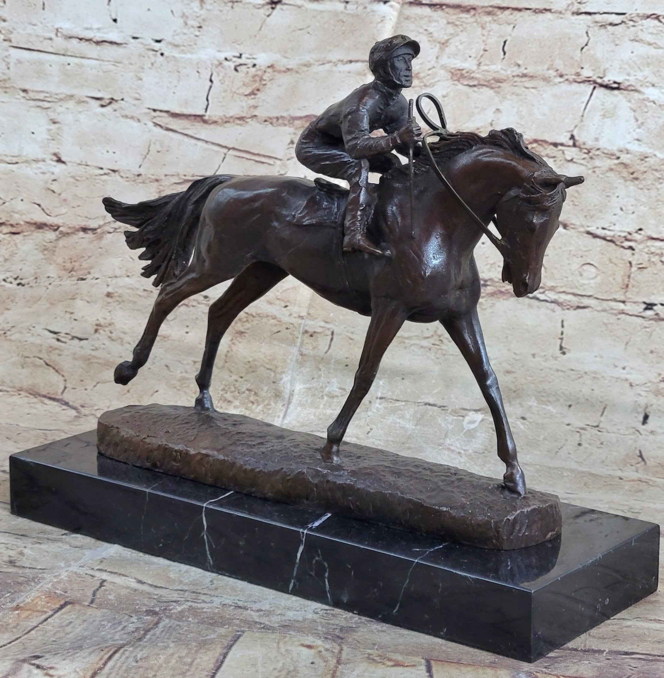 Handmade Bronze Sports Art Sculpture Jockey Horse Racing Kentucky Derby Statue