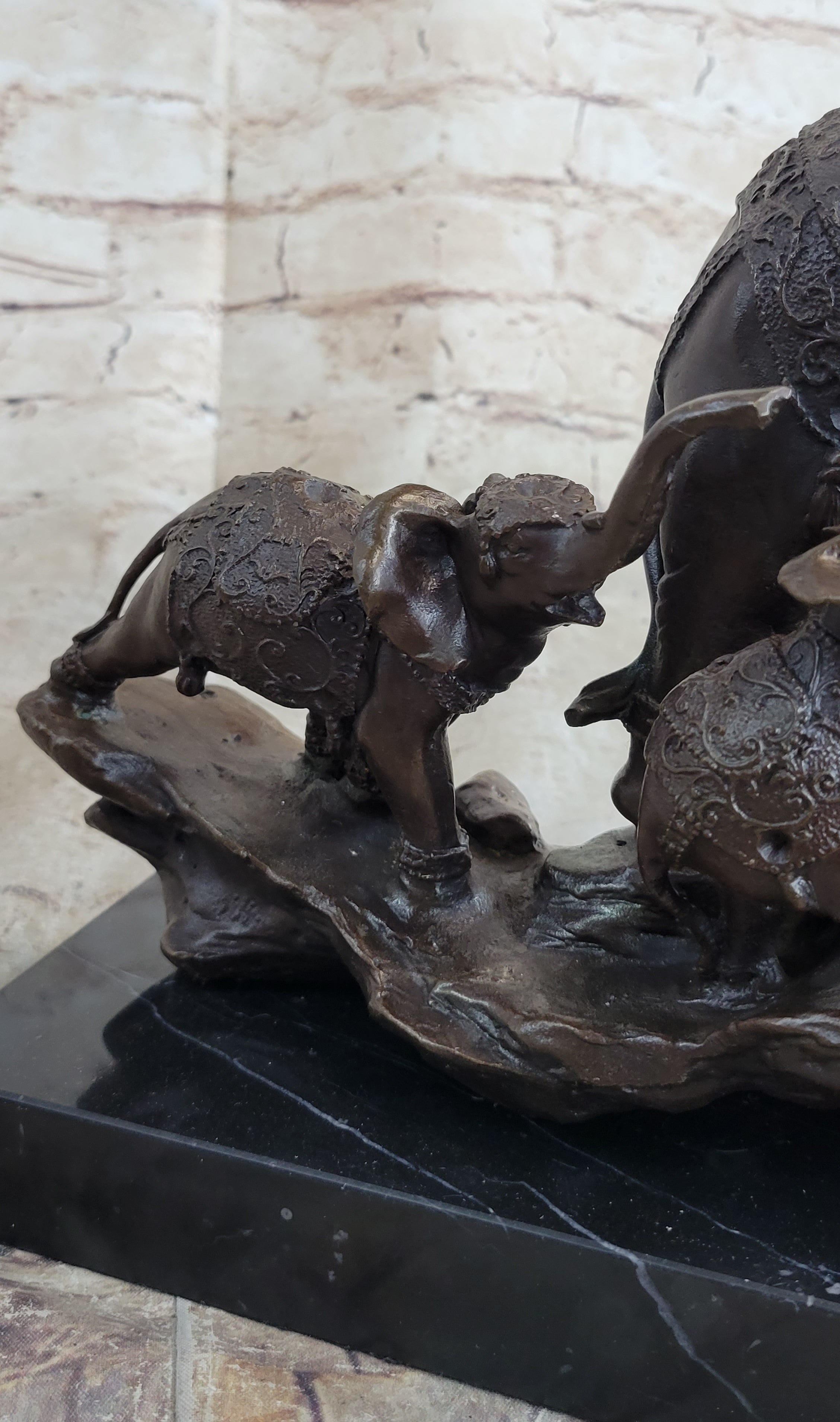 Signed Bologna Indian Mother Elephant And Calves Bronze Sculpture Home Decor Art