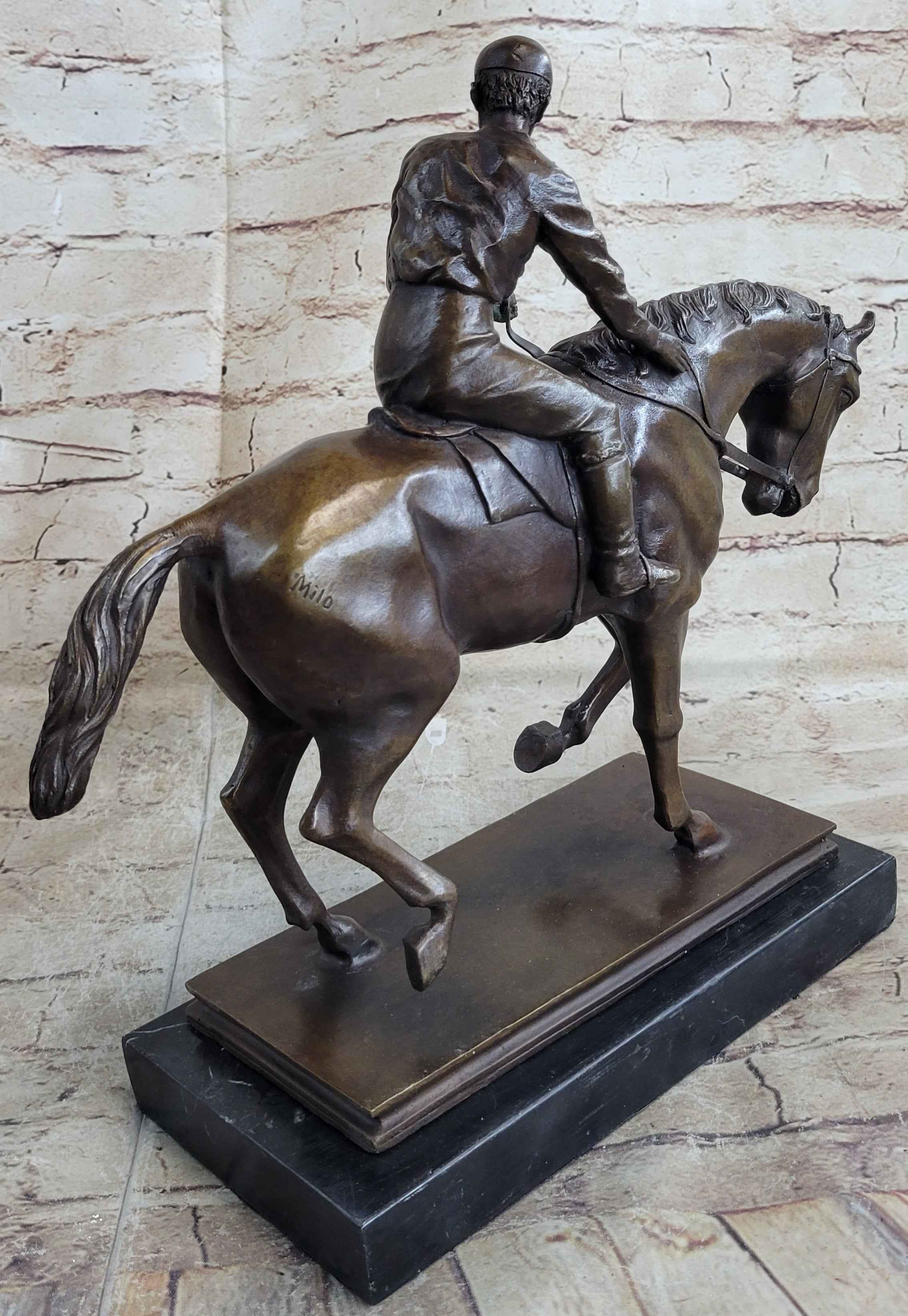 Bronze Racehorse and Jockey Statue – Equestrian Horse Racing Sculpture
