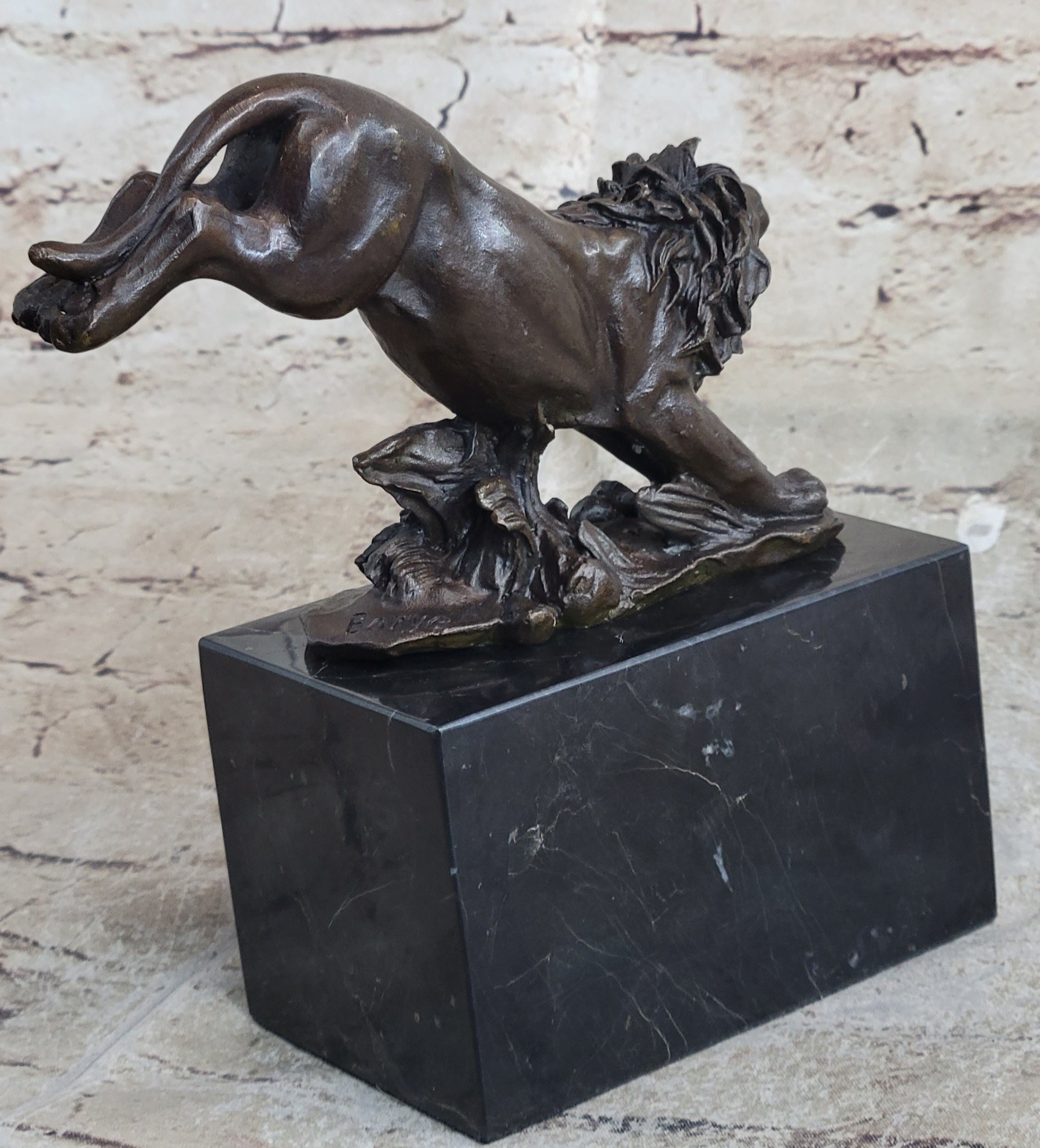 Hot Cast Jumping Lion by Barye French Animal Artist Bronze Sculpture Figurine NR