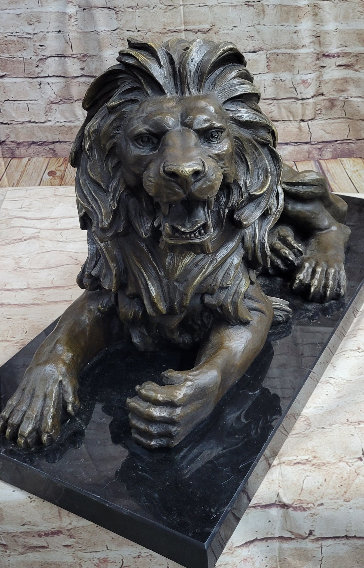 Hot Cast Bronze Guardian Lion on Marble Base after Antoine Barye
