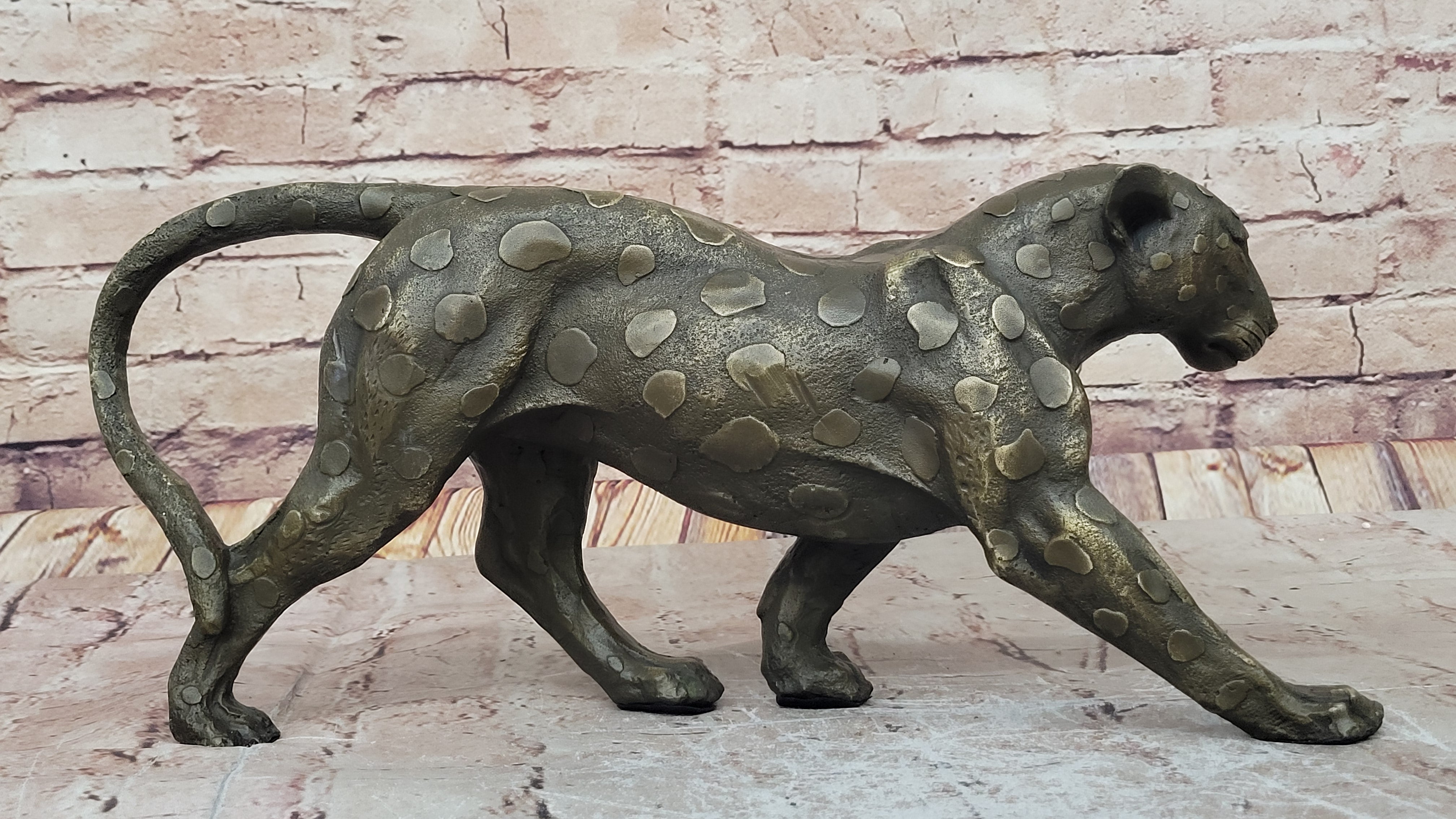 Hot Cast Bronze Cheetah Cat Figurine Sculpture Statue Decor