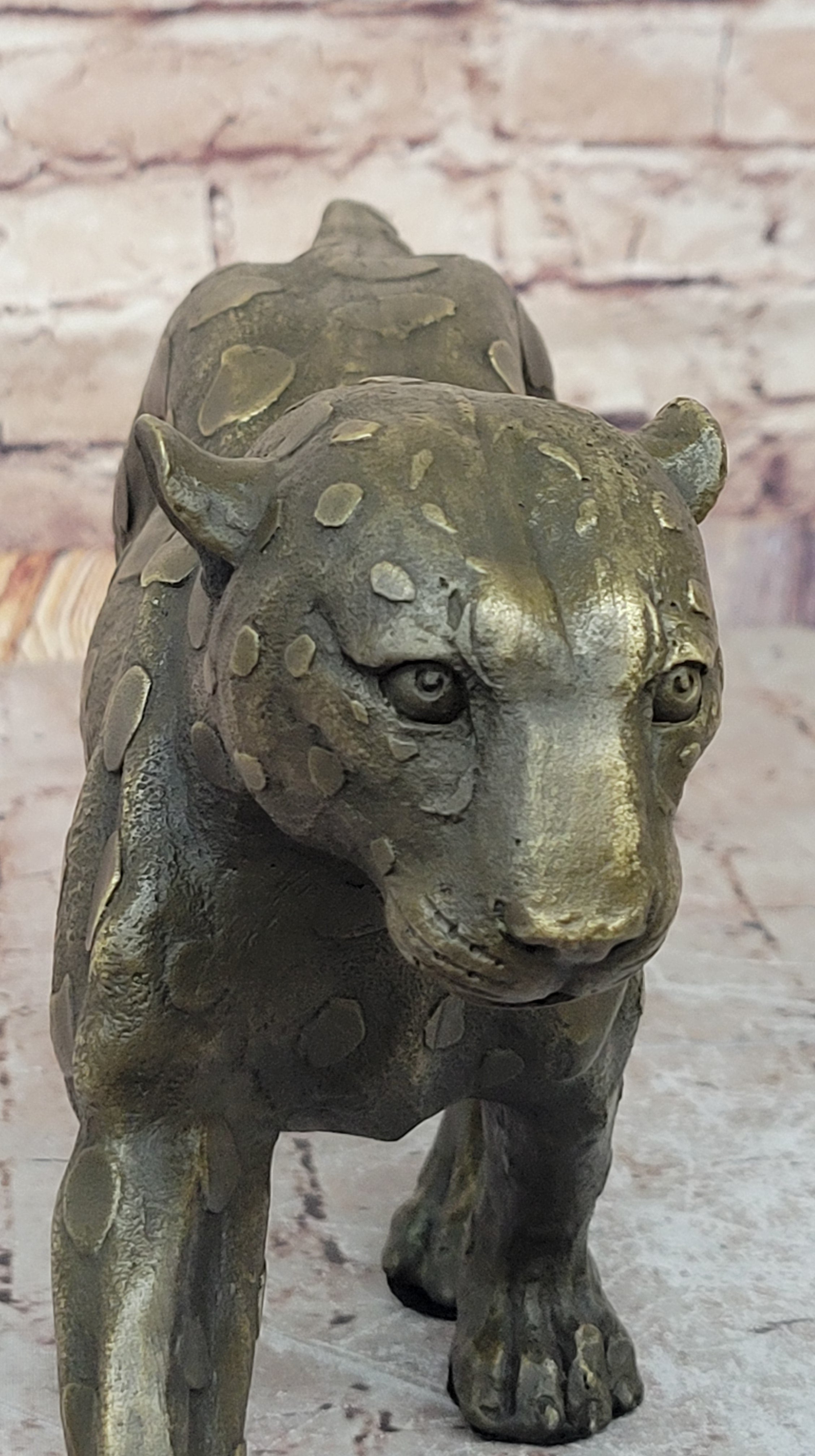 Hot Cast Bronze Cheetah Cat Figurine Sculpture Statue Decor