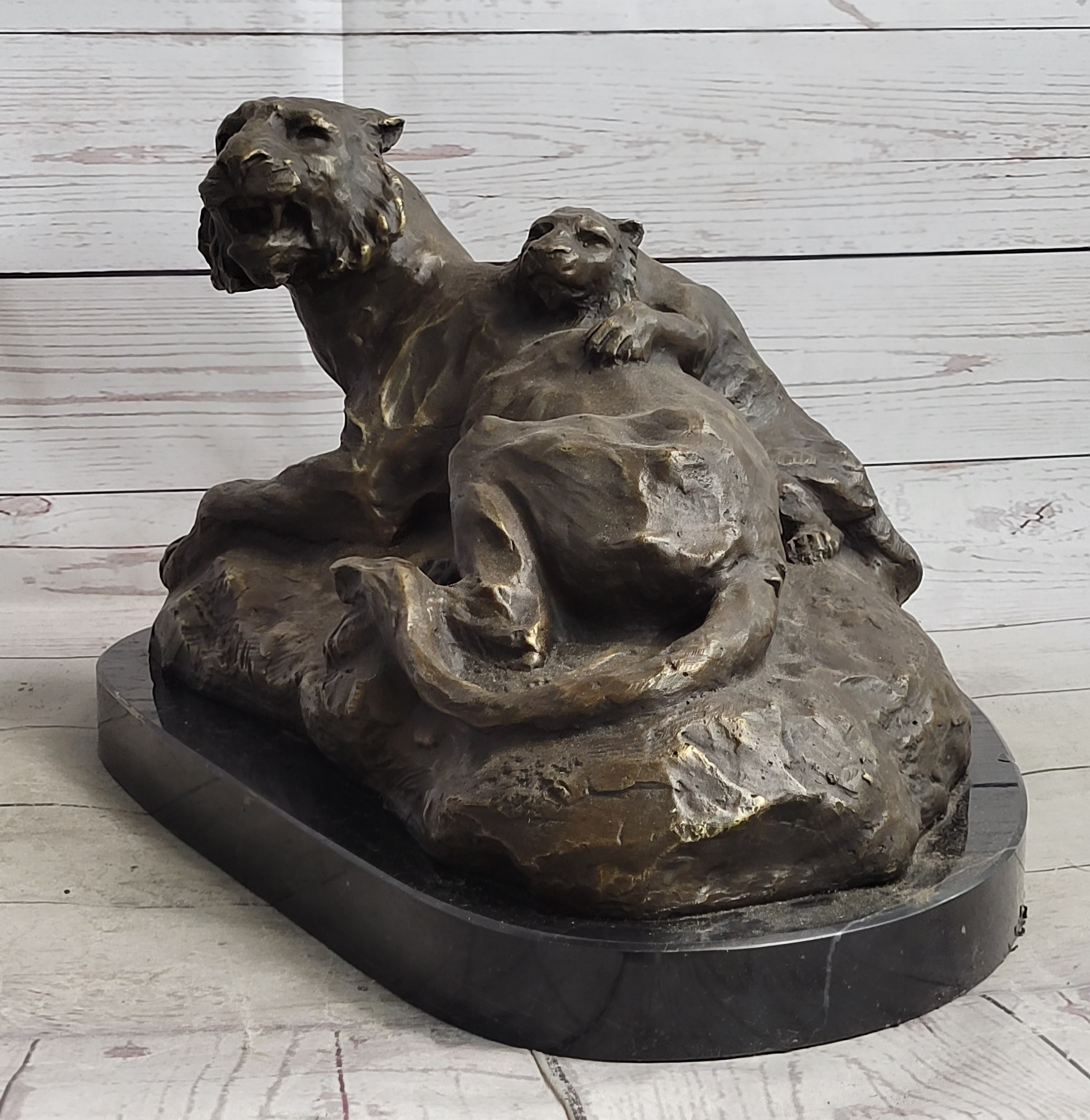 Lion Tiger & Cub Bronze Statue Sculpture Wildlife Figure Decor Handmade Art