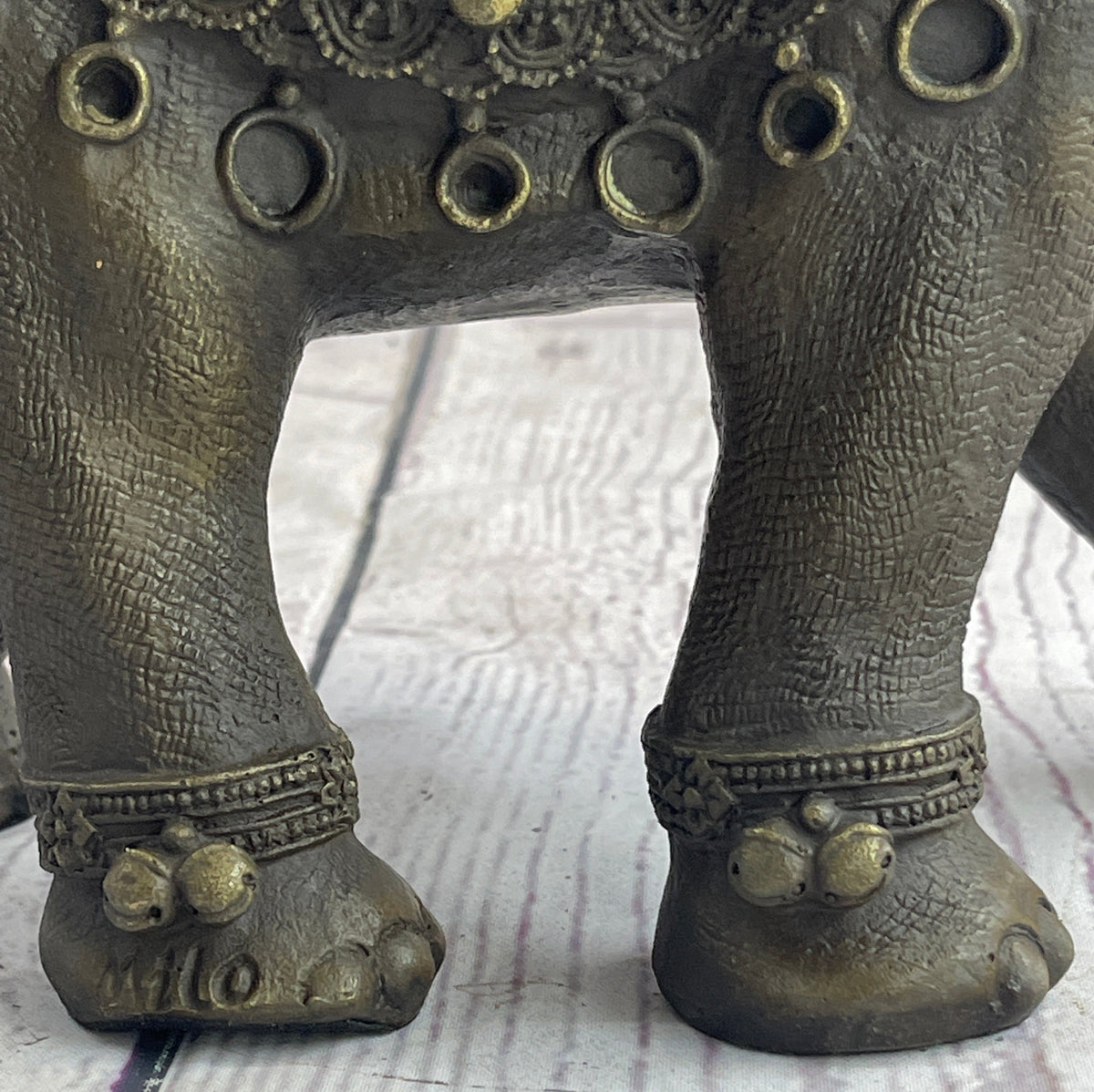 Indian Elephant Bronze Metal Figurine Sculpture Decor Signed Original 8.5" x 12"