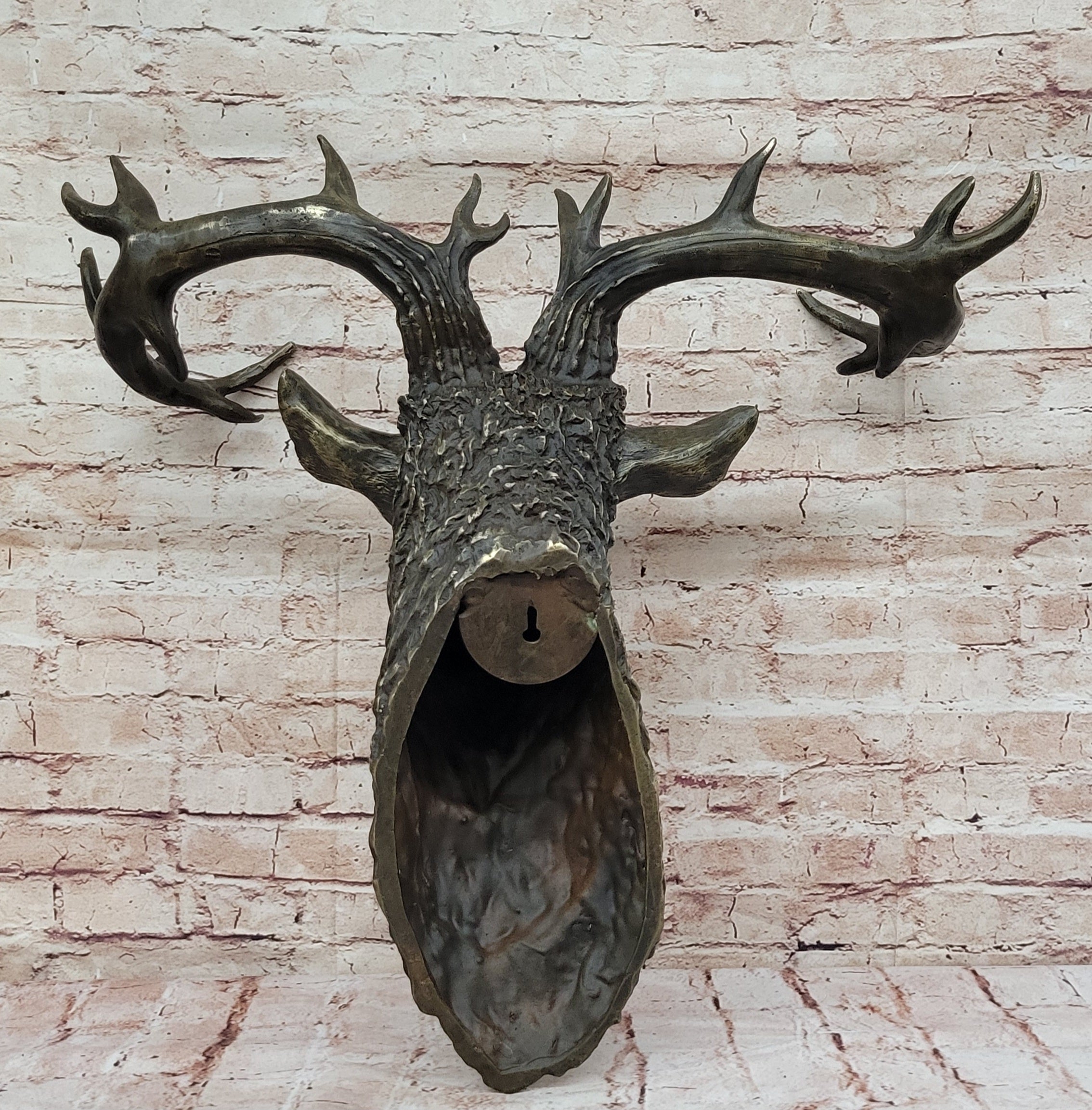 Hanging Wall Art Mounted Elk Deer Bust Head Stag Antlers Buck Bronze Sculpture