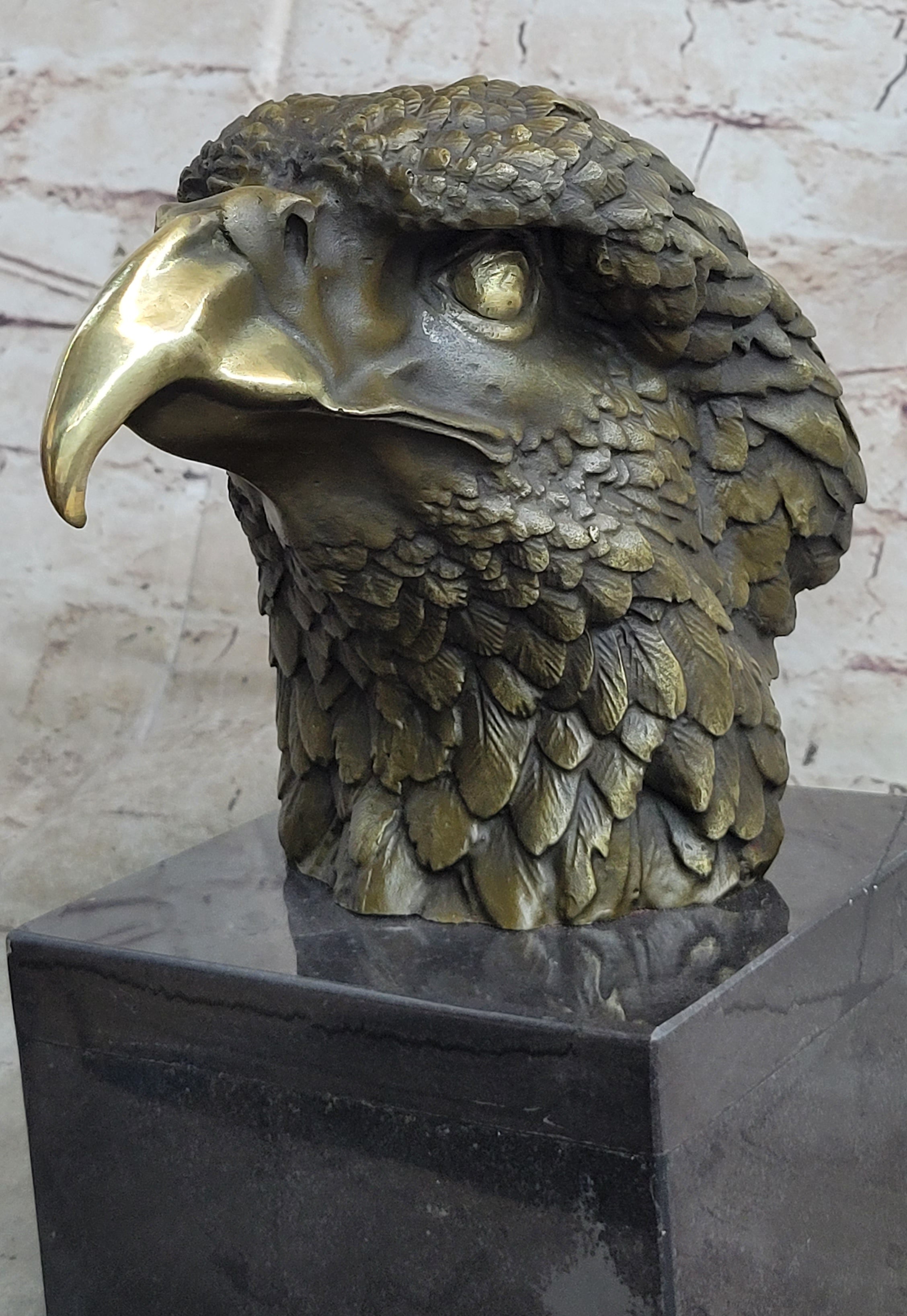 Signed Original Impressive Large Eagle Bird Wild Life Marble Base Figurine Decor