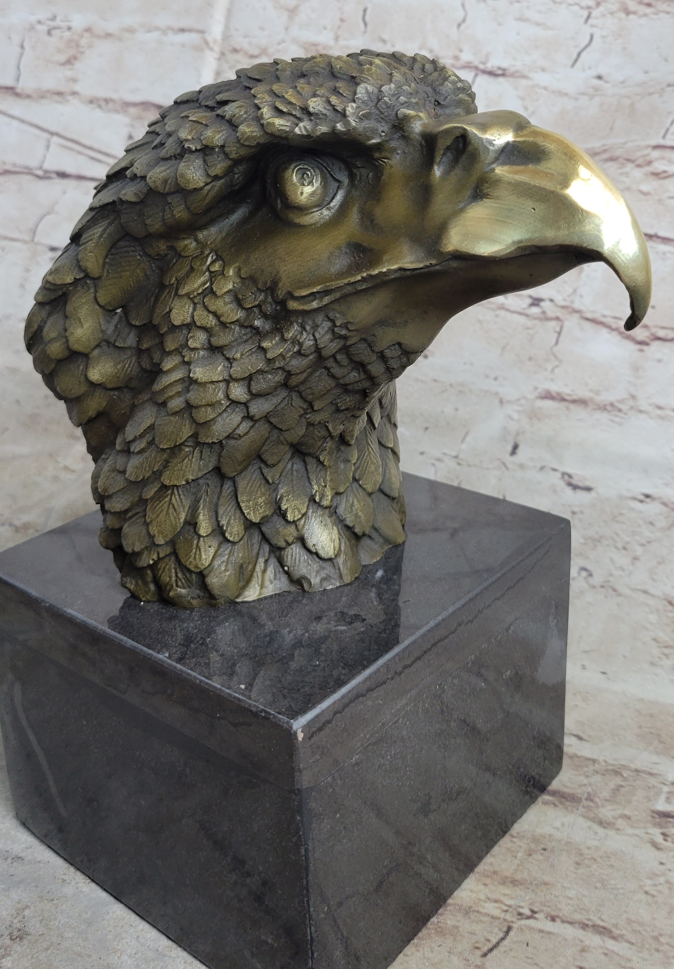 Signed Original Impressive Large Eagle Bird Wild Life Marble Base Figurine Decor