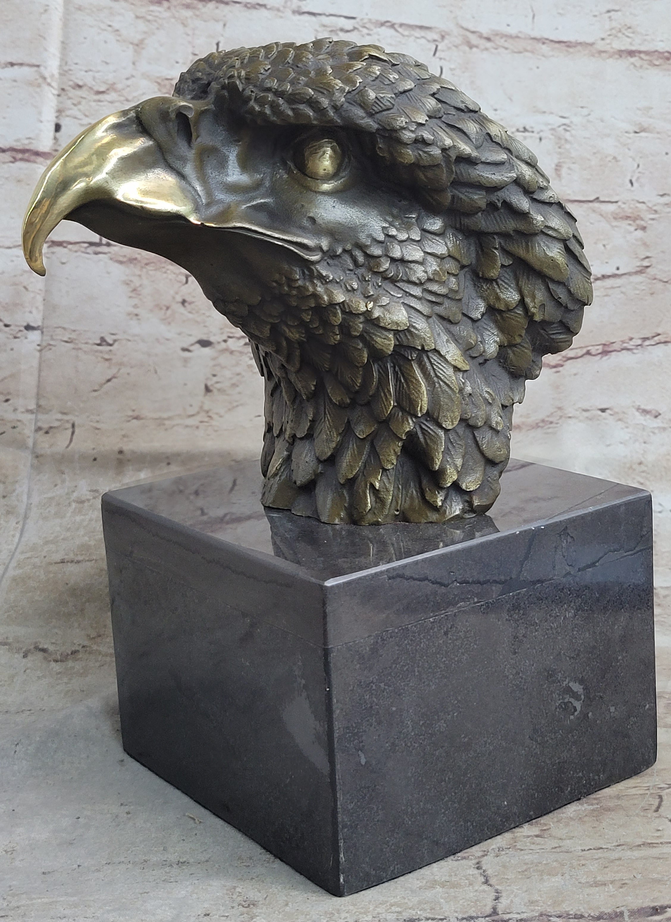 Signed Original Impressive Large Eagle Bird Wild Life Marble Base Figurine Decor