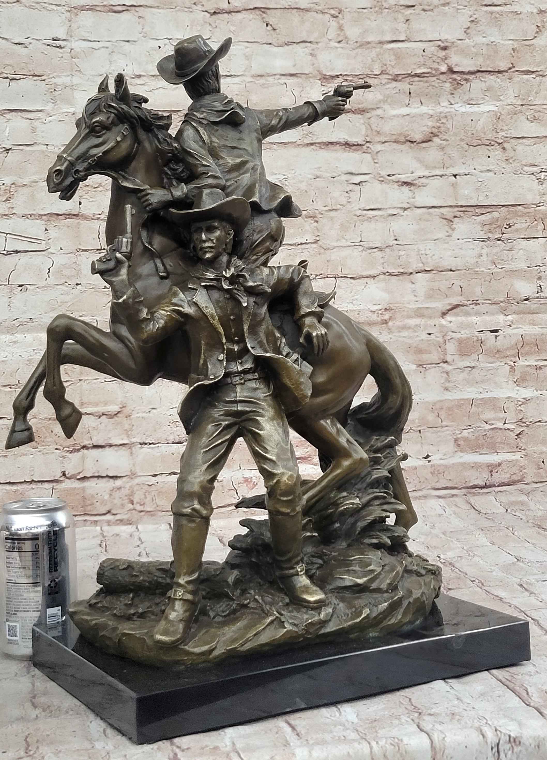 Hot Cast Bronze Western Cowboy Gunslinger Outlaw on Horseback Statue Sculpture
