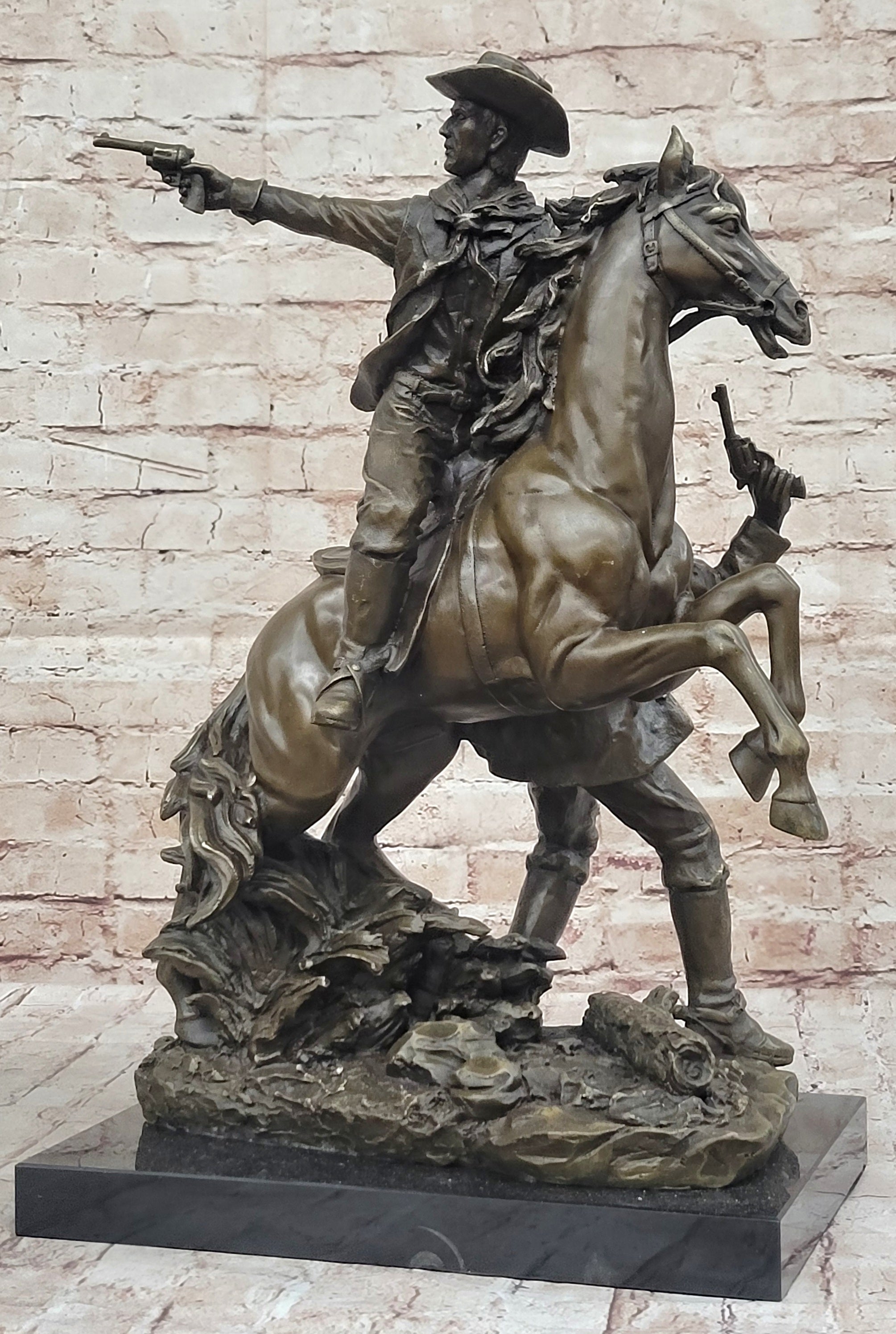 Hot Cast Bronze Western Cowboy Gunslinger Outlaw on Horseback Statue Sculpture