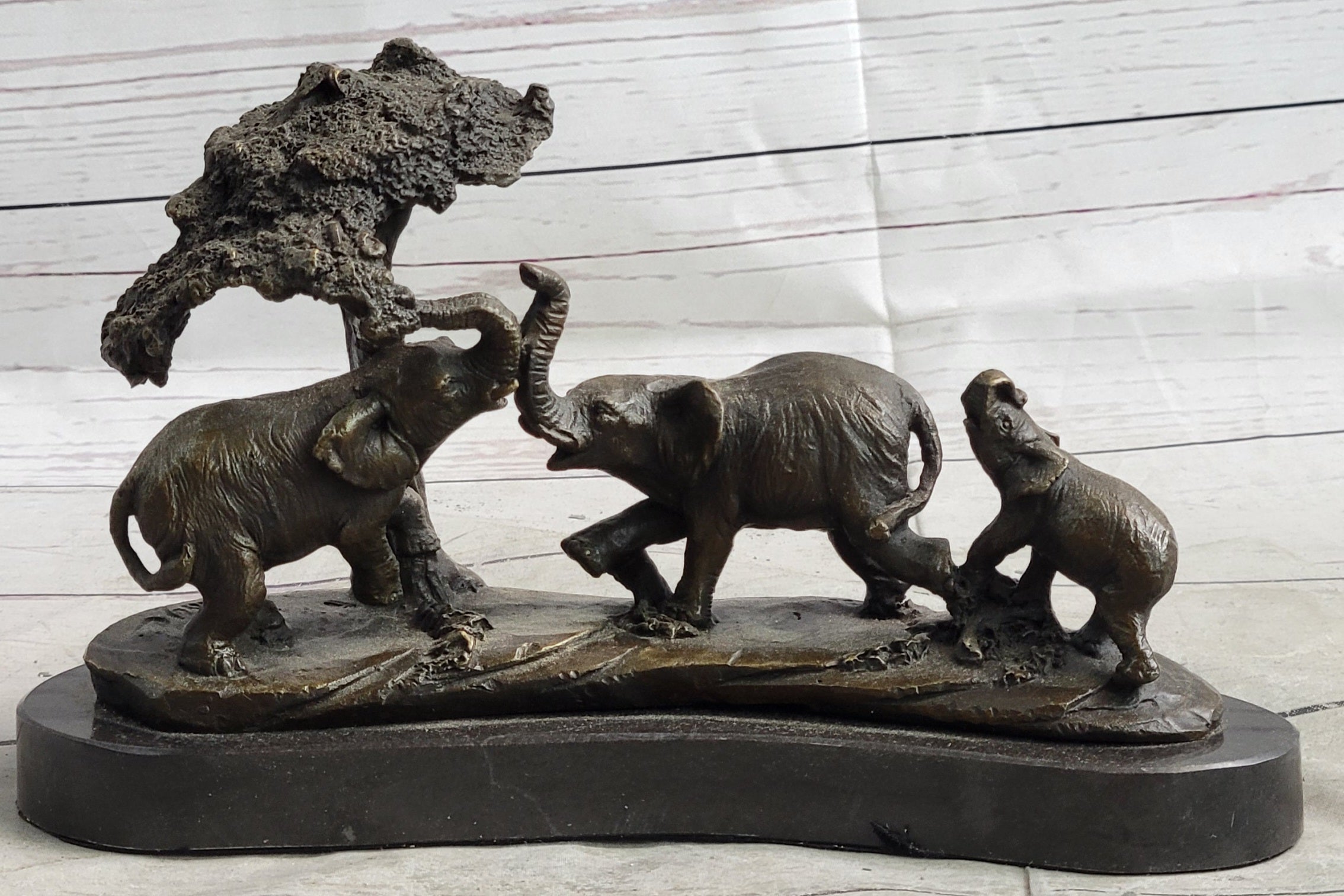 Elephant Family on the African Savannah Bronze Metal Statue Sculpture Decor Art