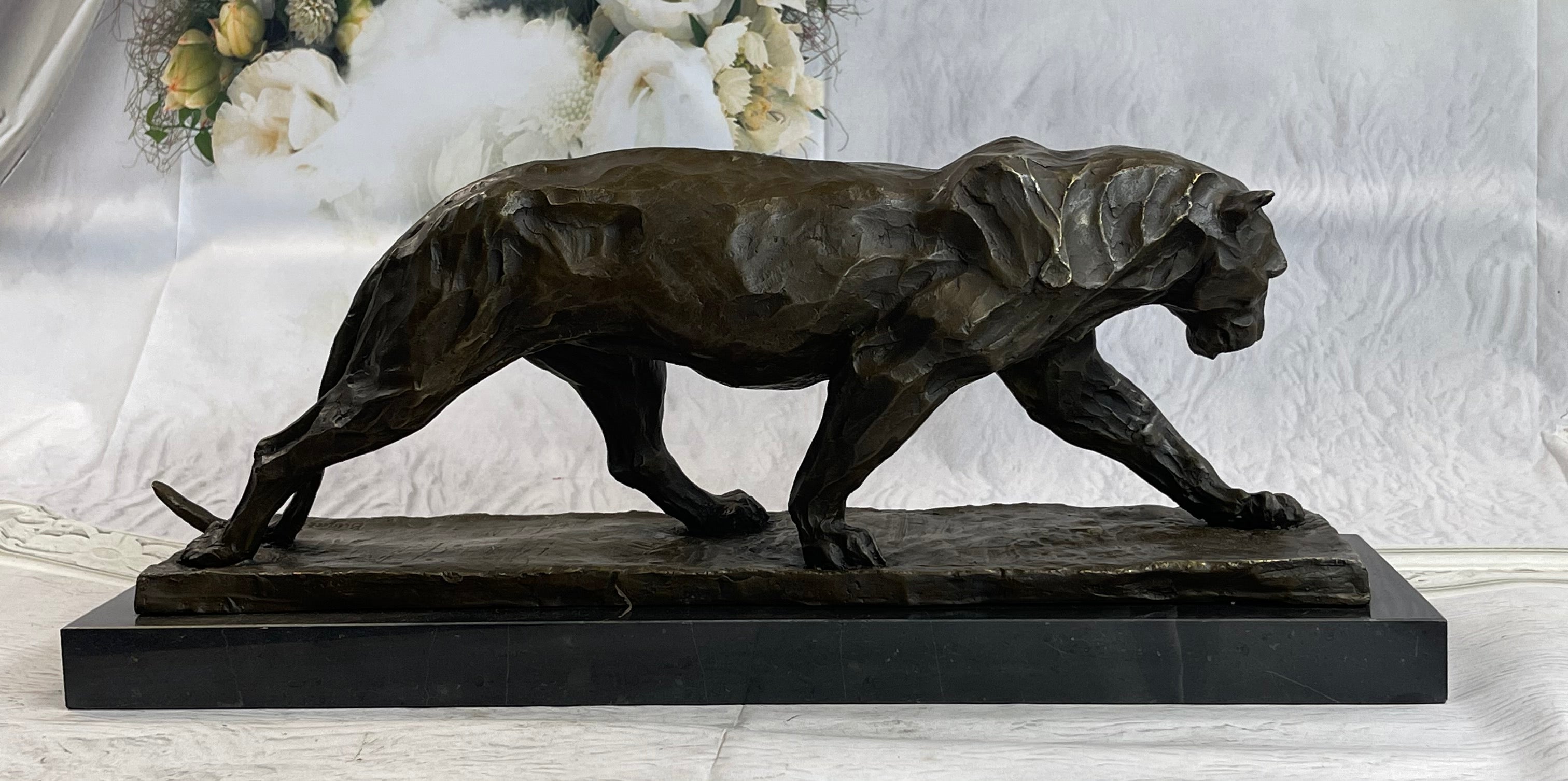 African Lioness Wildlife Animal Bronze Statue Marble Figure Art Decor