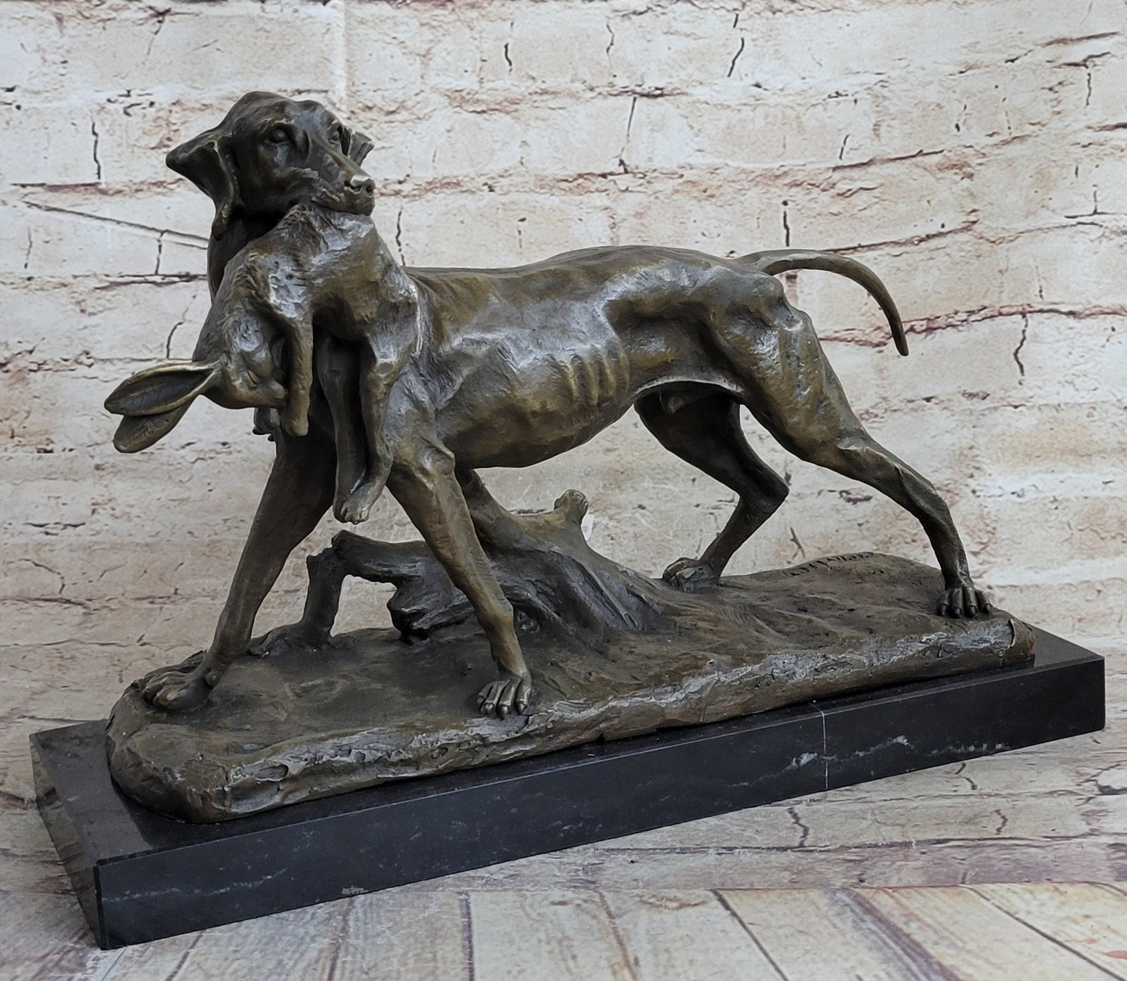 Hot Cast Bronze Sculpture of Hunting Dog Retriever with Rabbit in Mouth