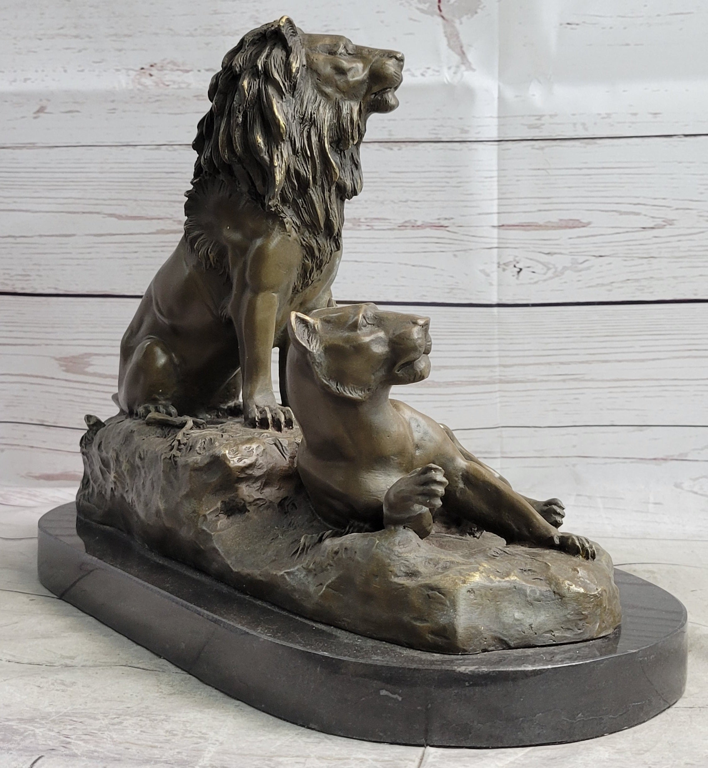 Male and Female Lions African Lion Safari Savannah Bronze Sculpture Statue Art Decor