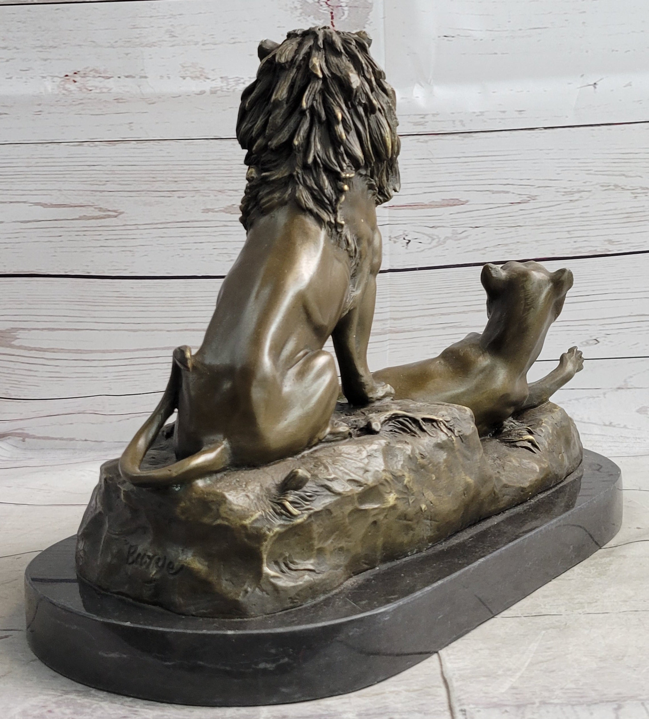 Male and Female Lions African Lion Safari Savannah Bronze Sculpture Statue Art Decor