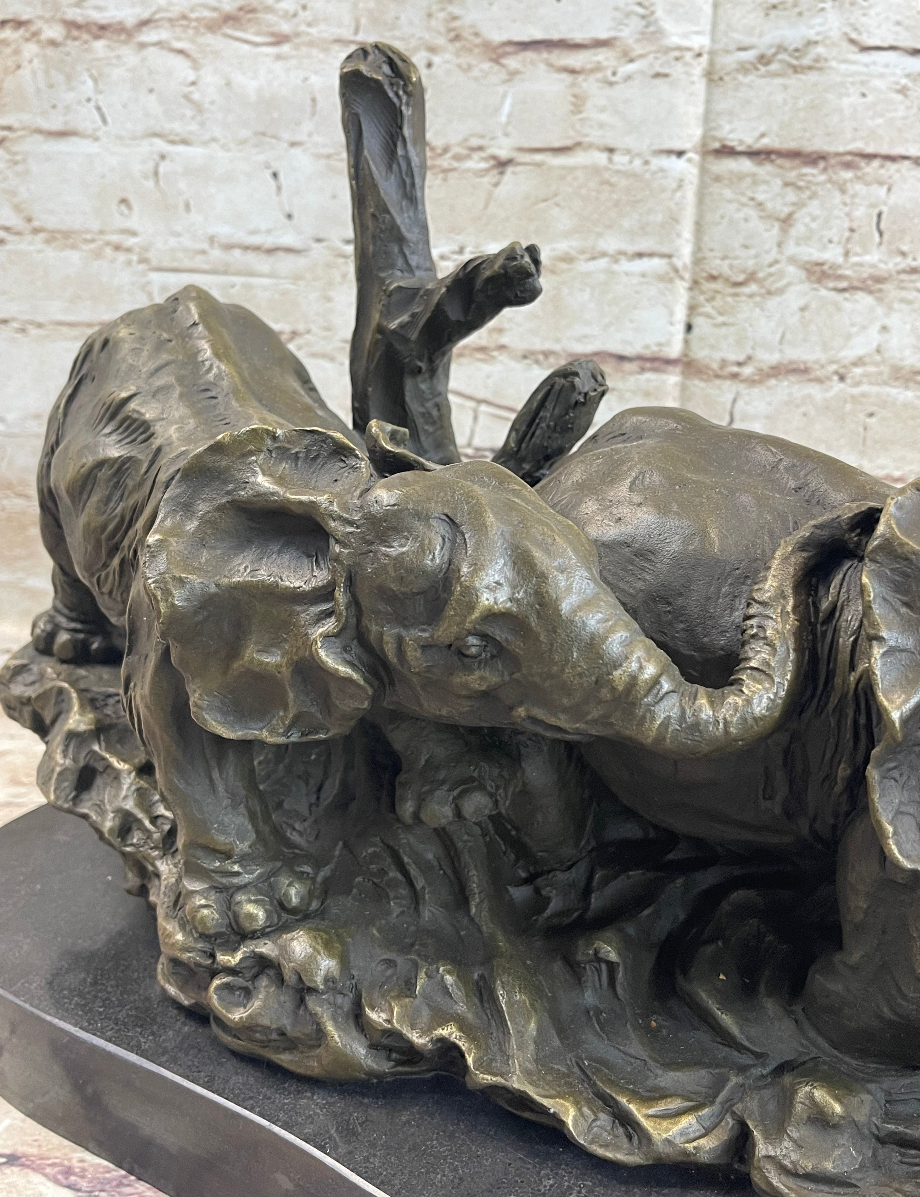 Hot Cast Bronze Sculpture Statue of Two Elephants on Marble Base