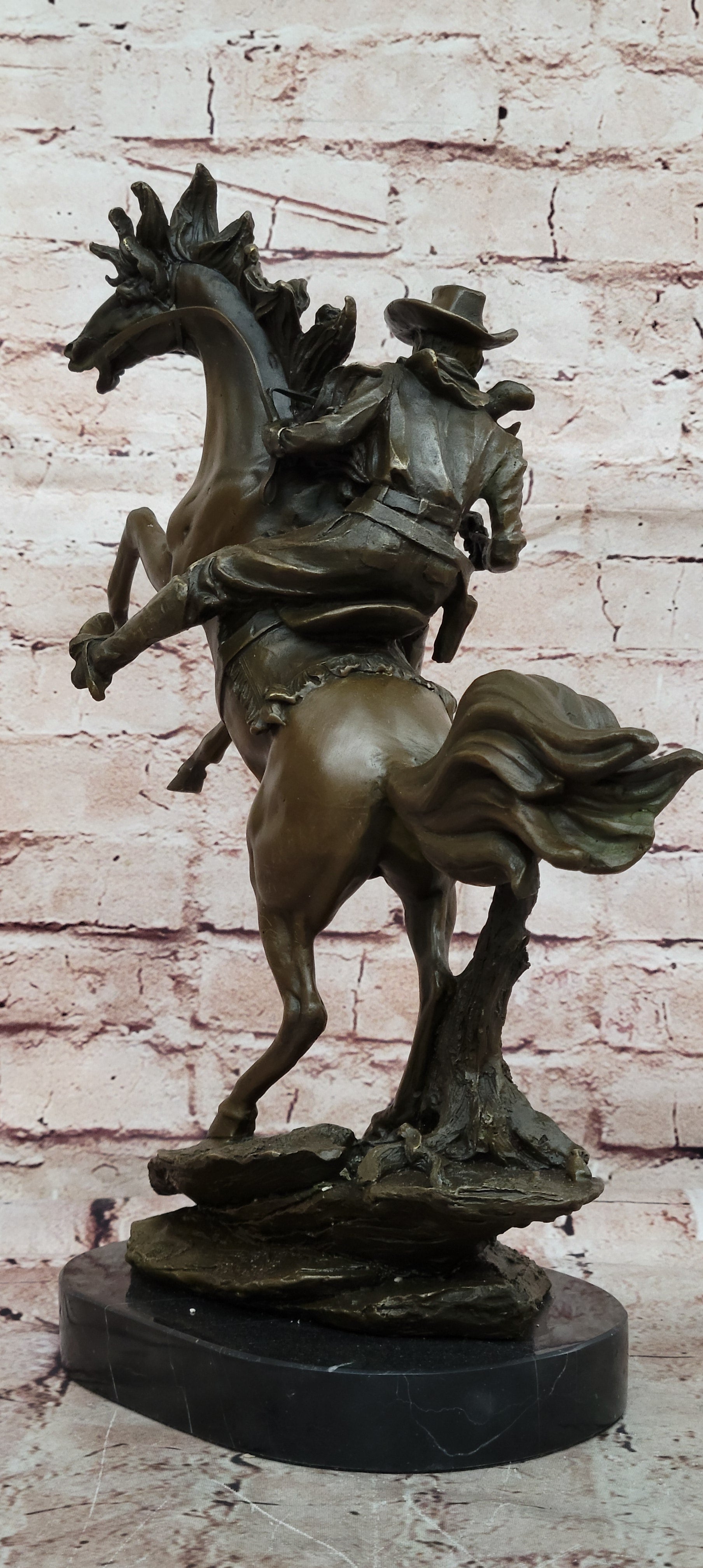 Country Western Wild West Cowboy Gunslinger on Horseback Bronze Sculpture Decor