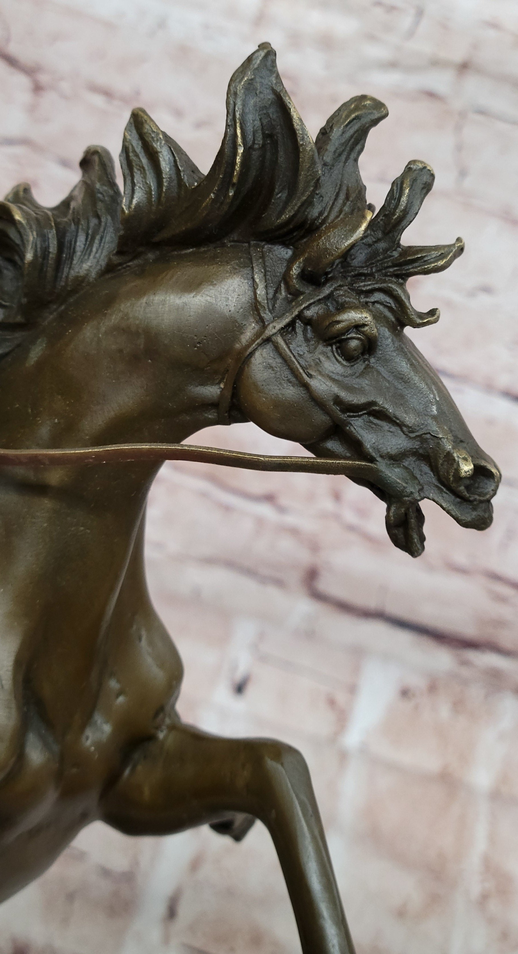 Country Western Wild West Cowboy Gunslinger on Horseback Bronze Sculpture Decor