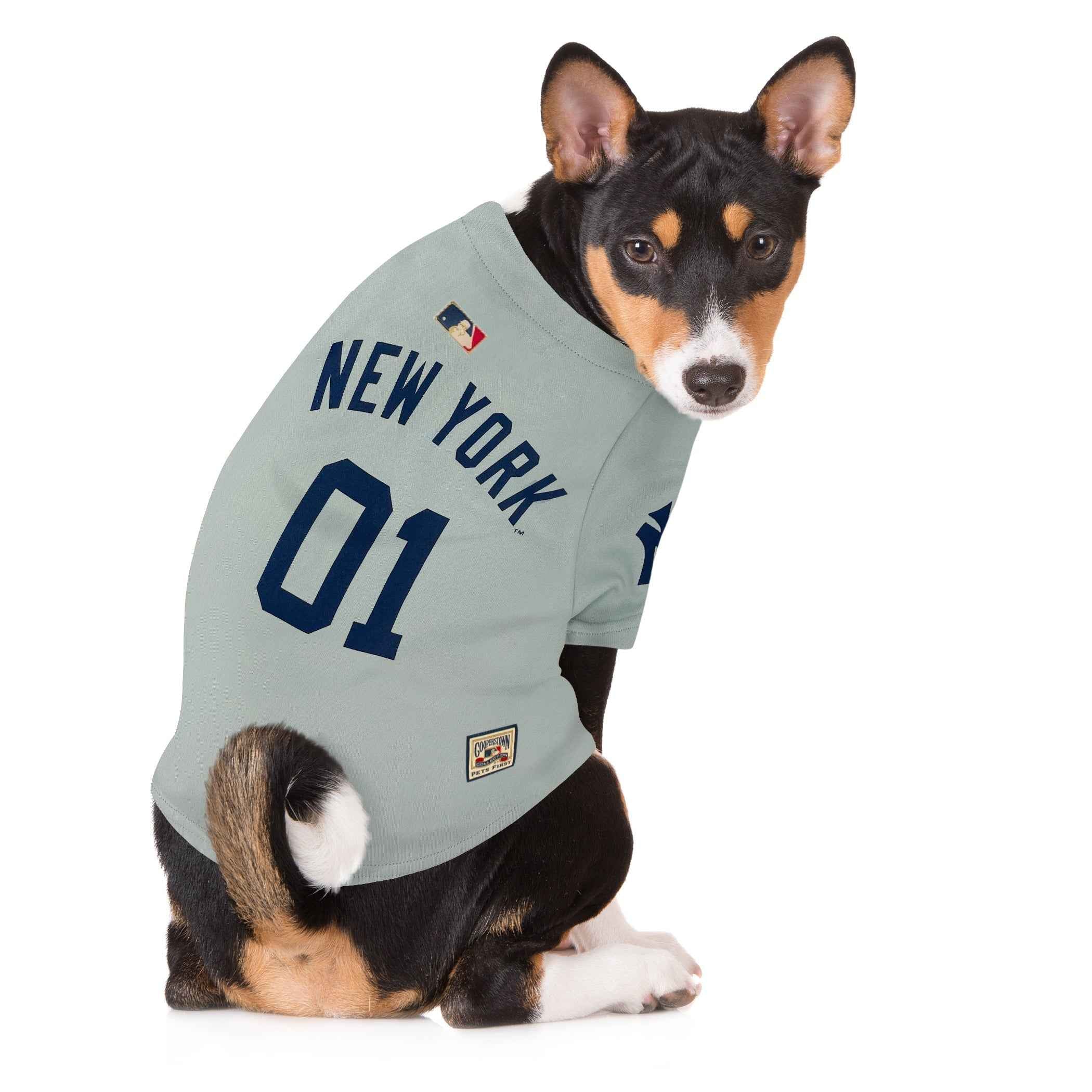 MLB New York Yankees Throwback Pet Jersey
