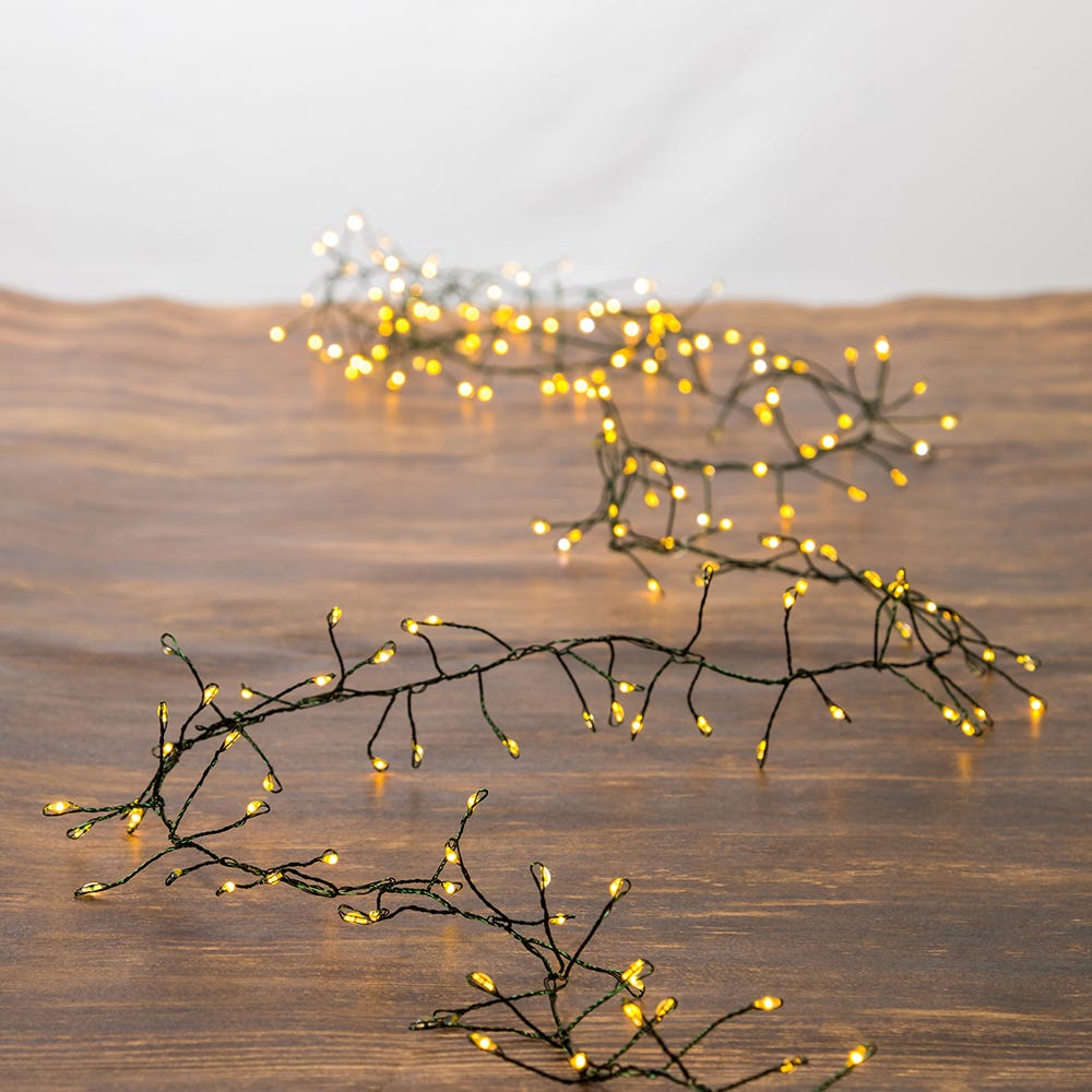 Kurt Adler 240-Light Twinkle Cool White LED LED Cluster Garland with Green Wire