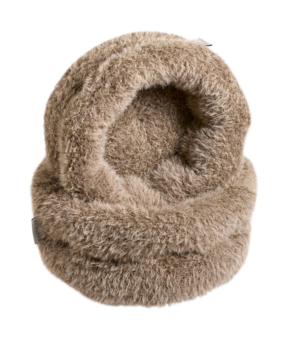 Muffy Alpaca for dogs premium Bowsers luxury dog bed