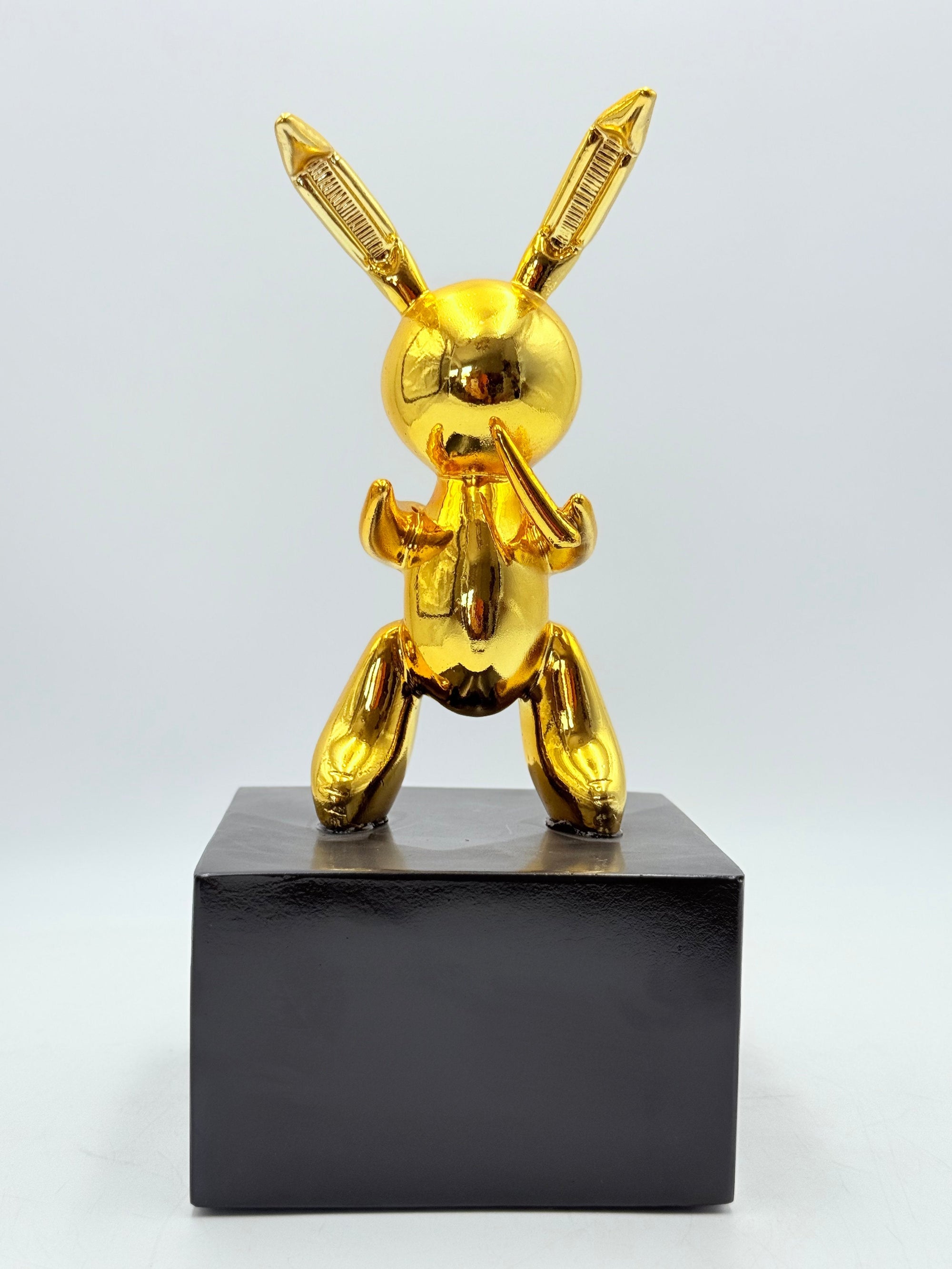 And Iconic Small Balloon Rabbit Sculpture Gold Chrome Style