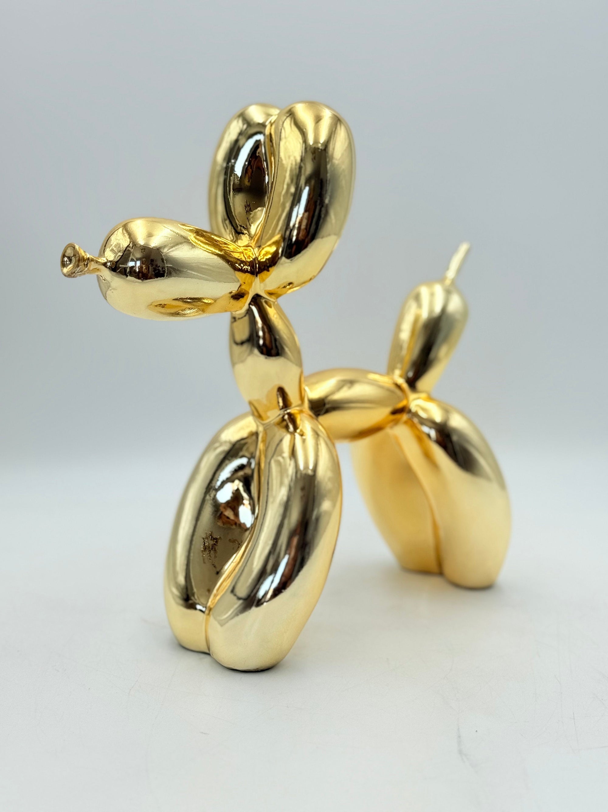 And Iconic Balloon Dog Sculpture Set Gold Chrome Style