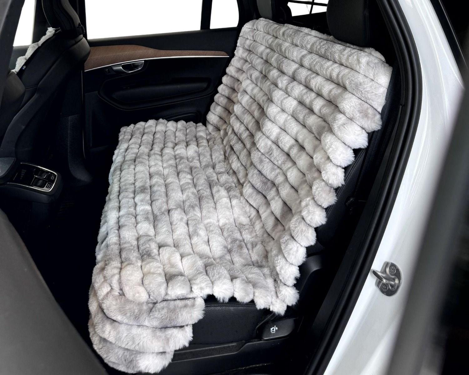 Bowsers Bench Dog Car Seat Cover
