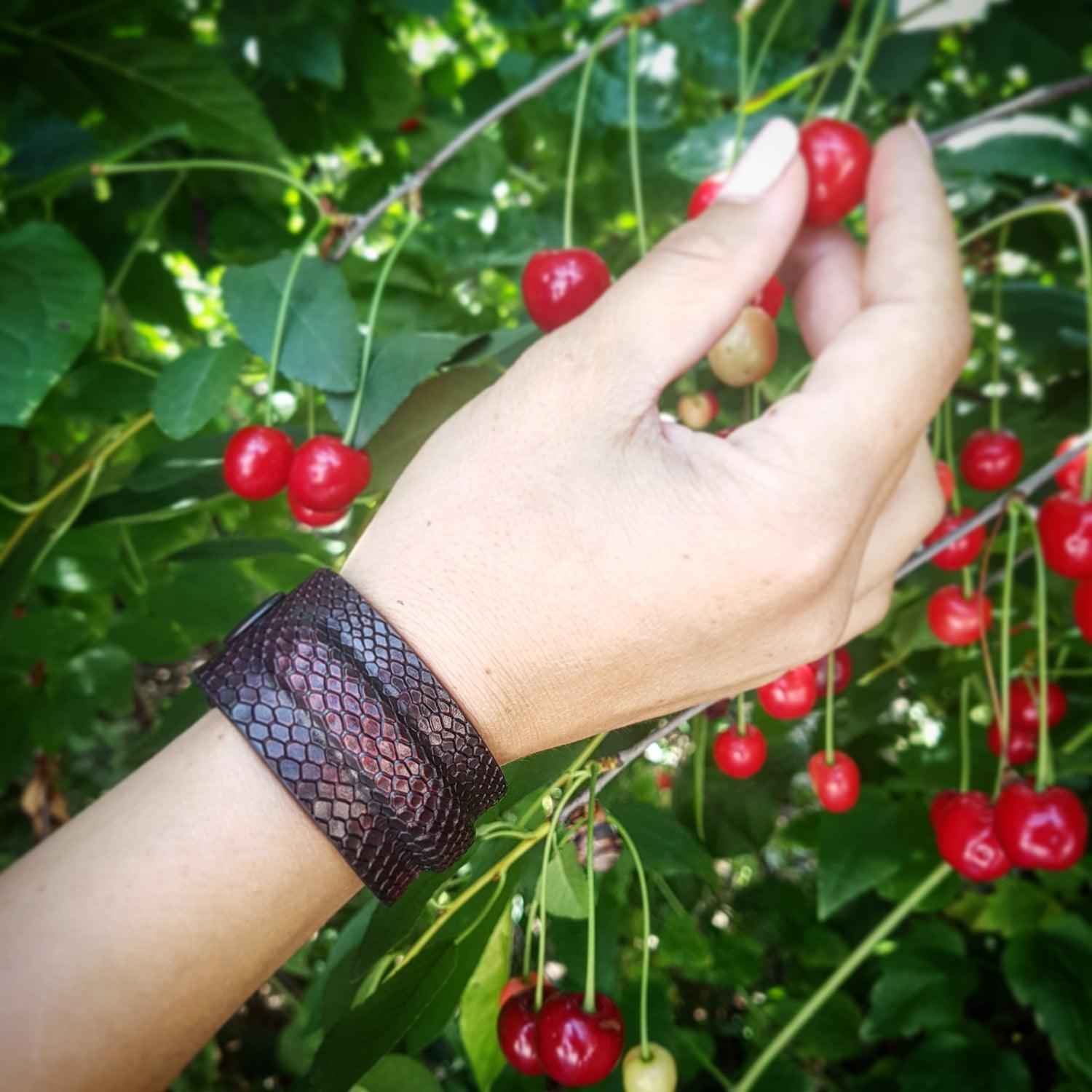 Bestia Cobra Leather Bracelet