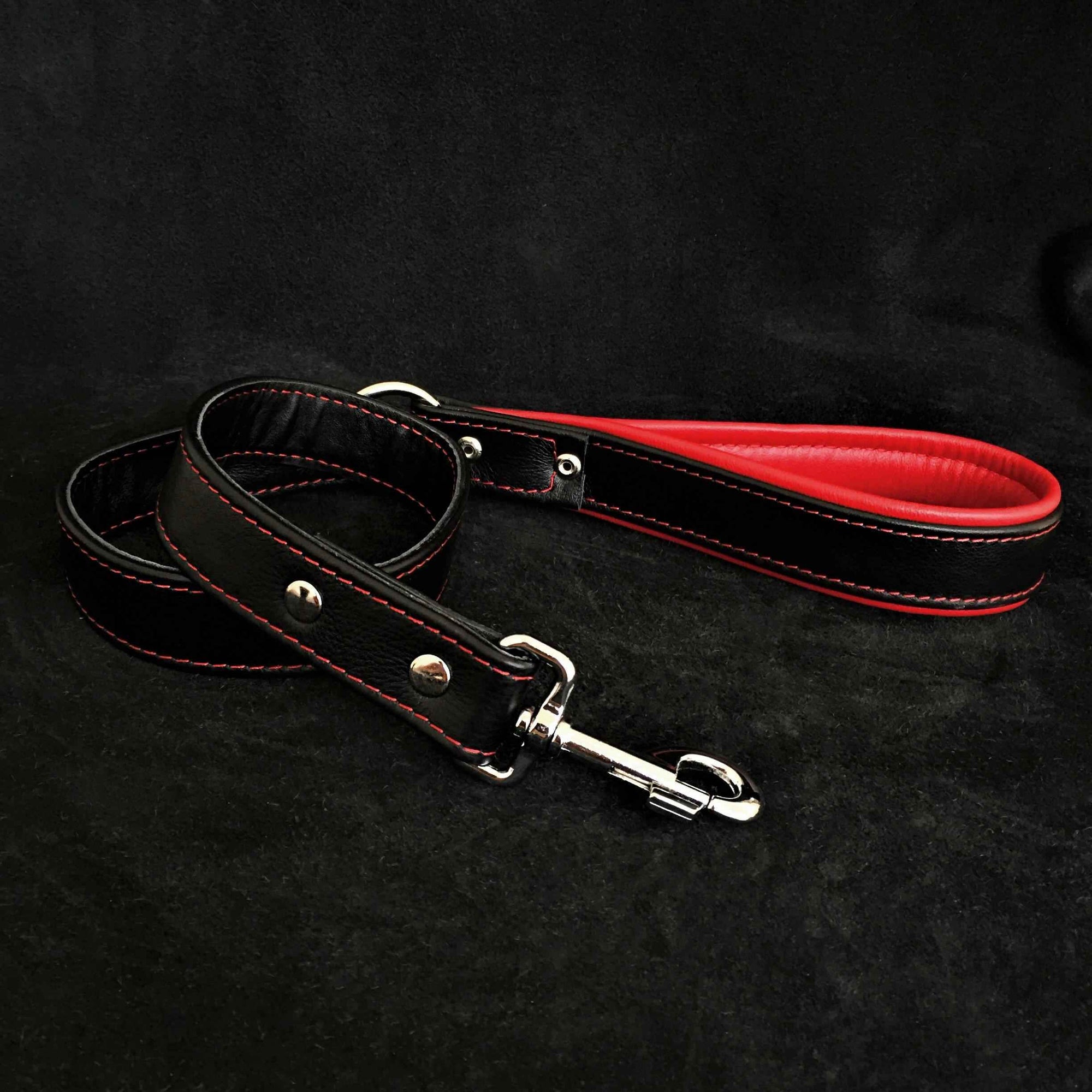 Bestia Black Soft Leather Dog Leash