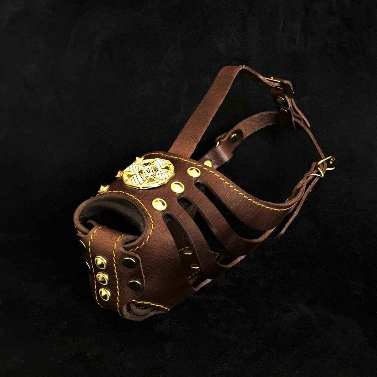 Bestia Maximus Basket Brown & Gold Leather Dog Muzzle