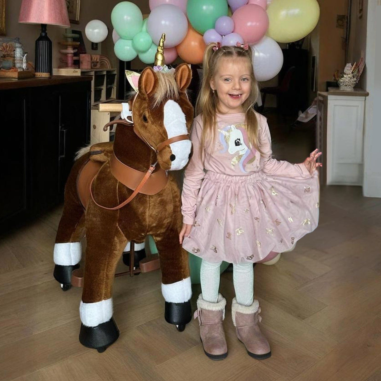 Model U RideOn Pony Toy Riding Horse Age 47 Brown