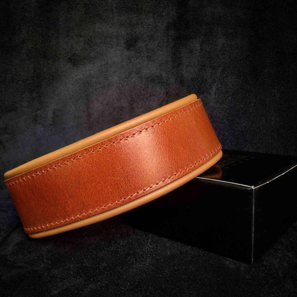 Bestia Plain Style Brown Leather Dog Collar