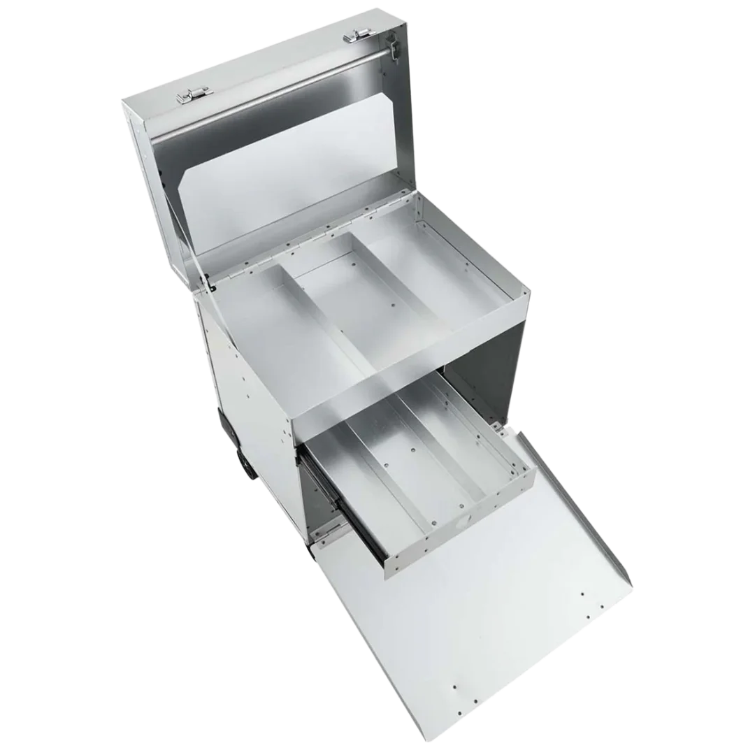 Chris Christensen D-Flite Tack Box with wheels Silver