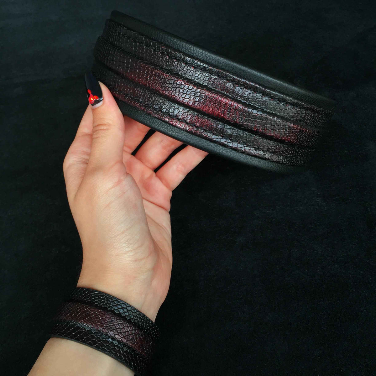 Bestia Cobra Leather Bracelet