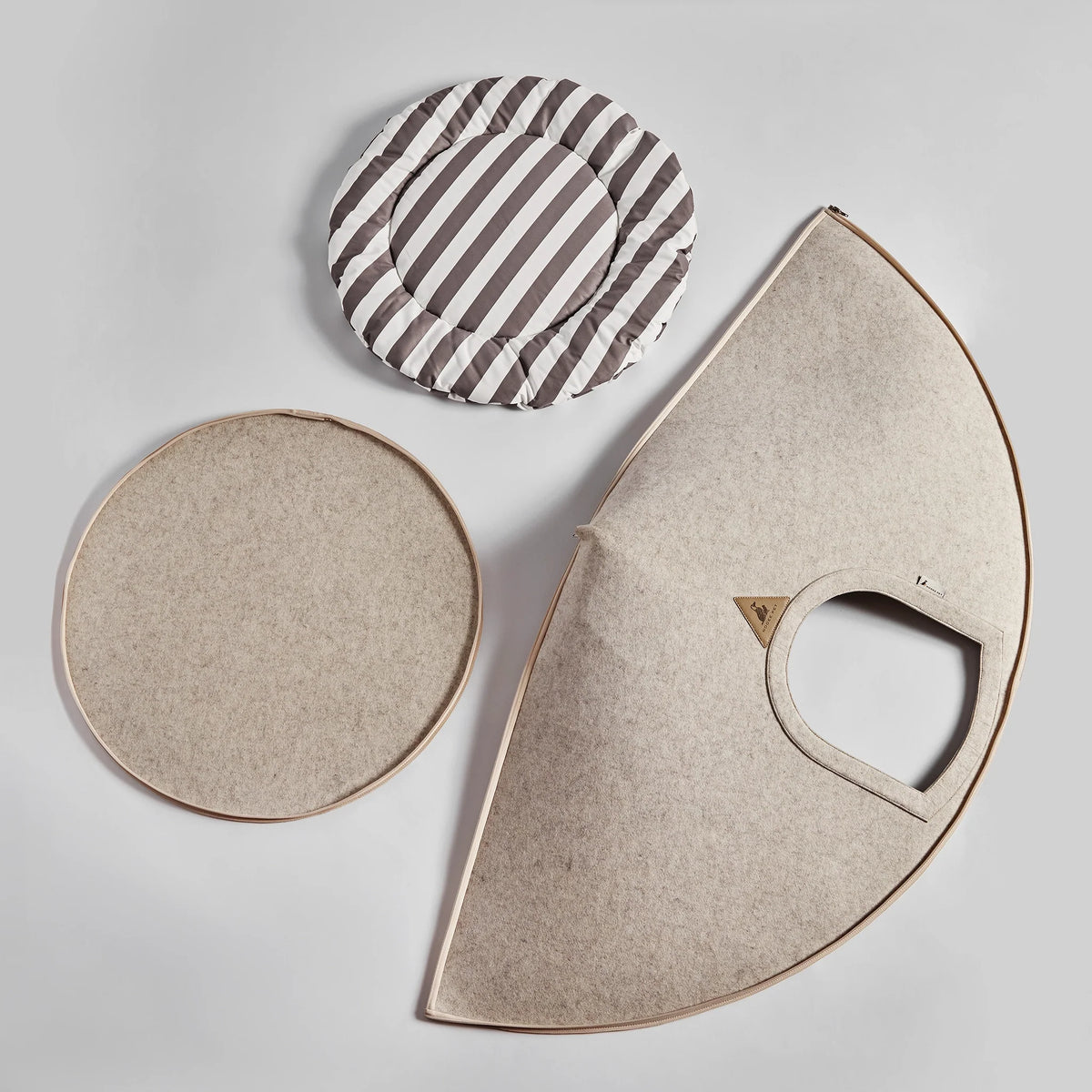Nooee Pet Cave Buddy (L) - Cream