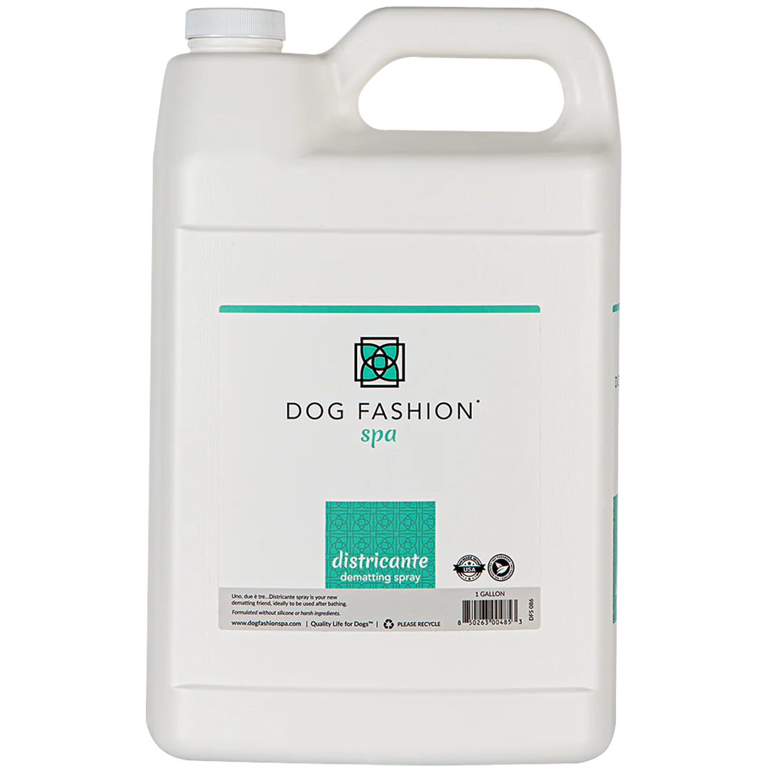 Districante Dematting Spray Gallon by Dog Fashion Spa