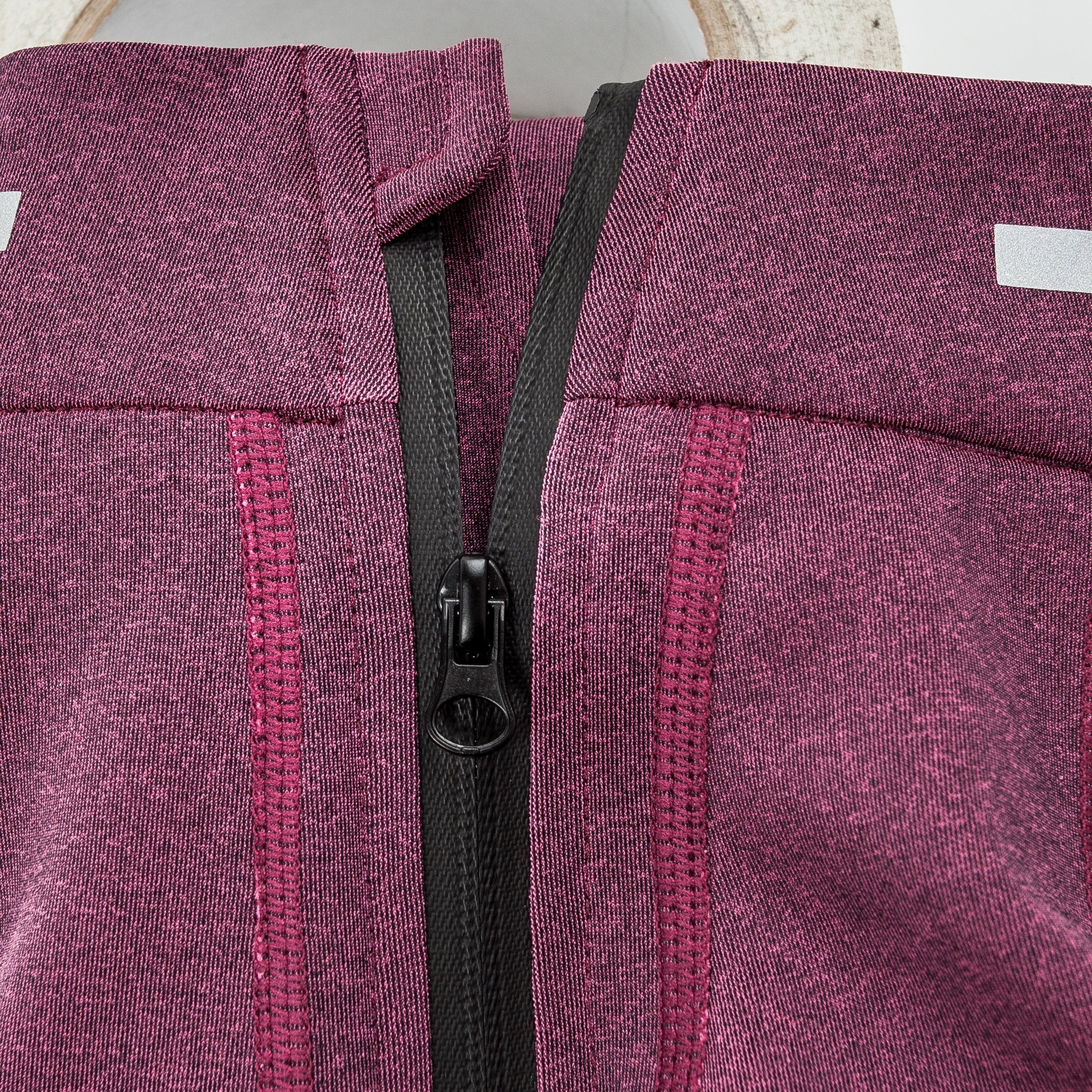 Dog Helios ® Eboneflow Mediumweight 4-Way-Stretch Flexible And Breathable Performance Dog Yoga T-Shirt