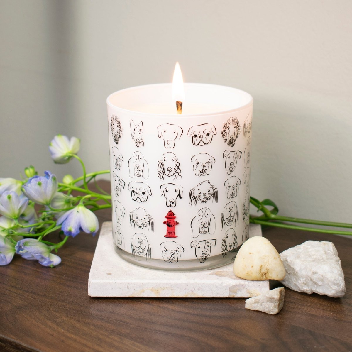 Dogs with Hydrant Jar Candle - Wet Dog Scent