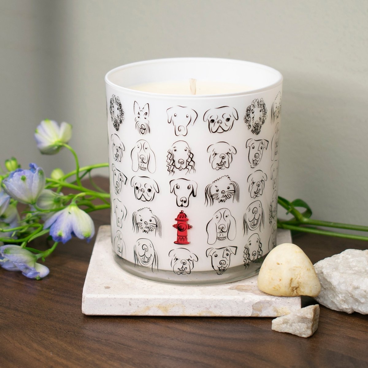 Dogs with Hydrant Jar Candle - Wet Dog Scent