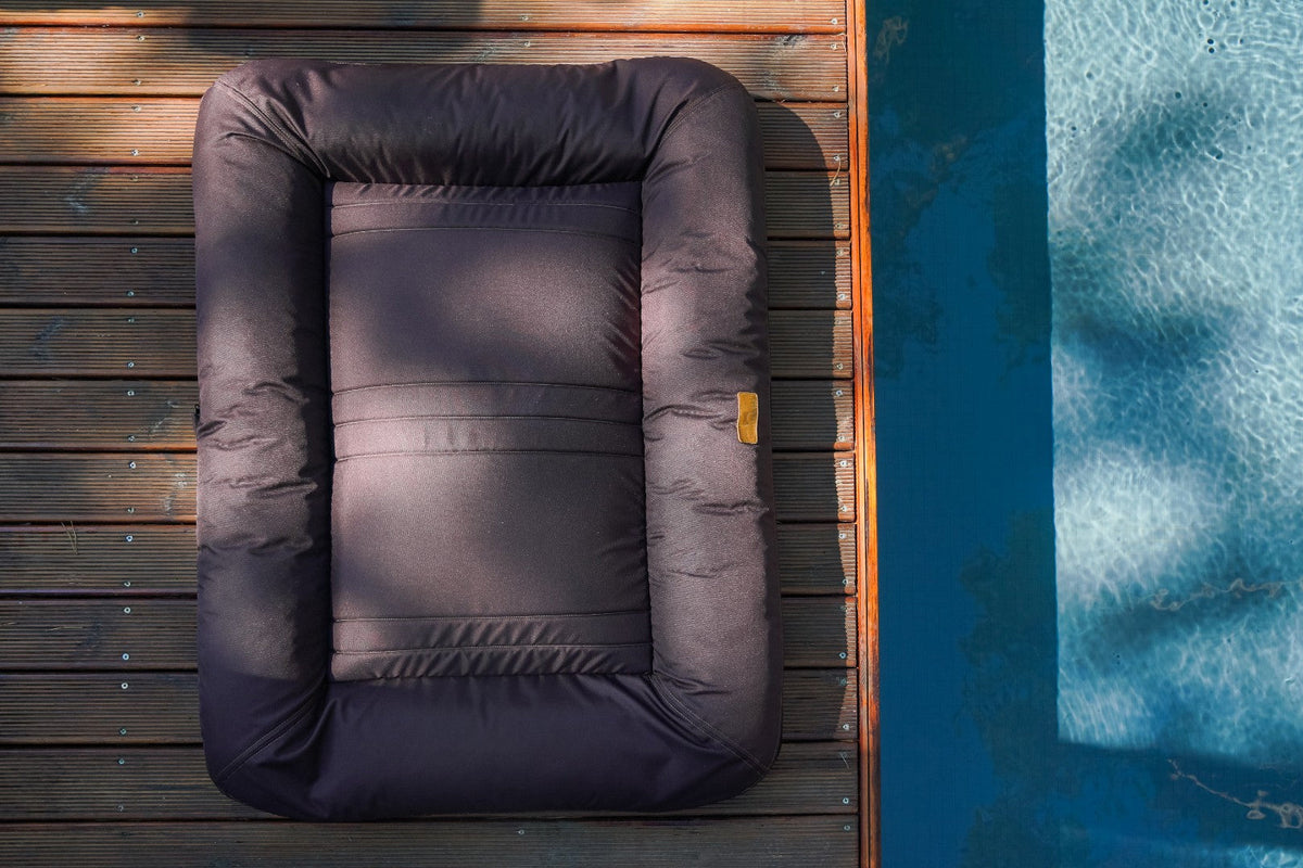 Chester & Lee | Waterproof Lounger Dog Bed Gray | HT Animal Supply